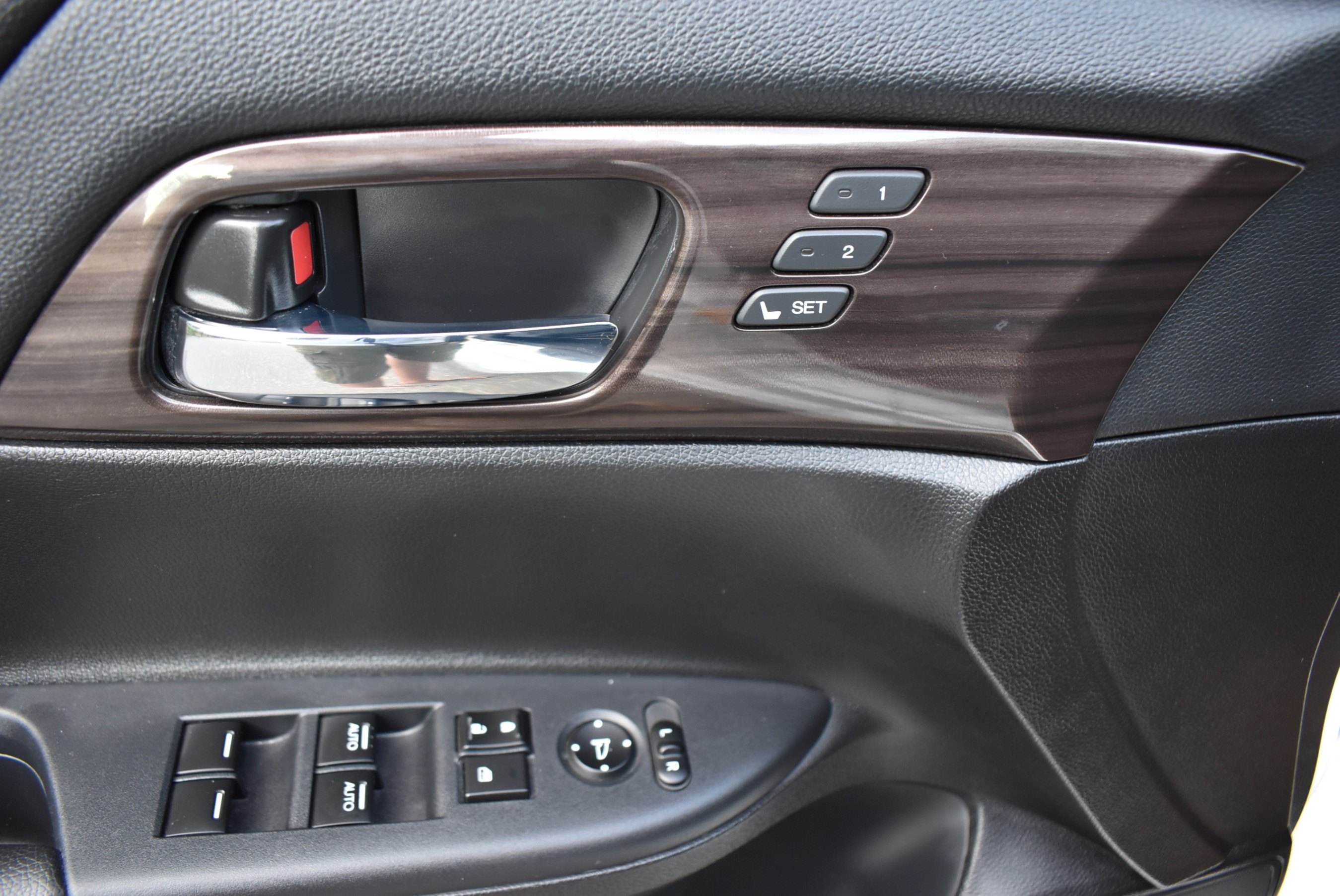 /driveonautoscanadaltd/2016-Honda-AccordSedan-4409670105310306.jpg