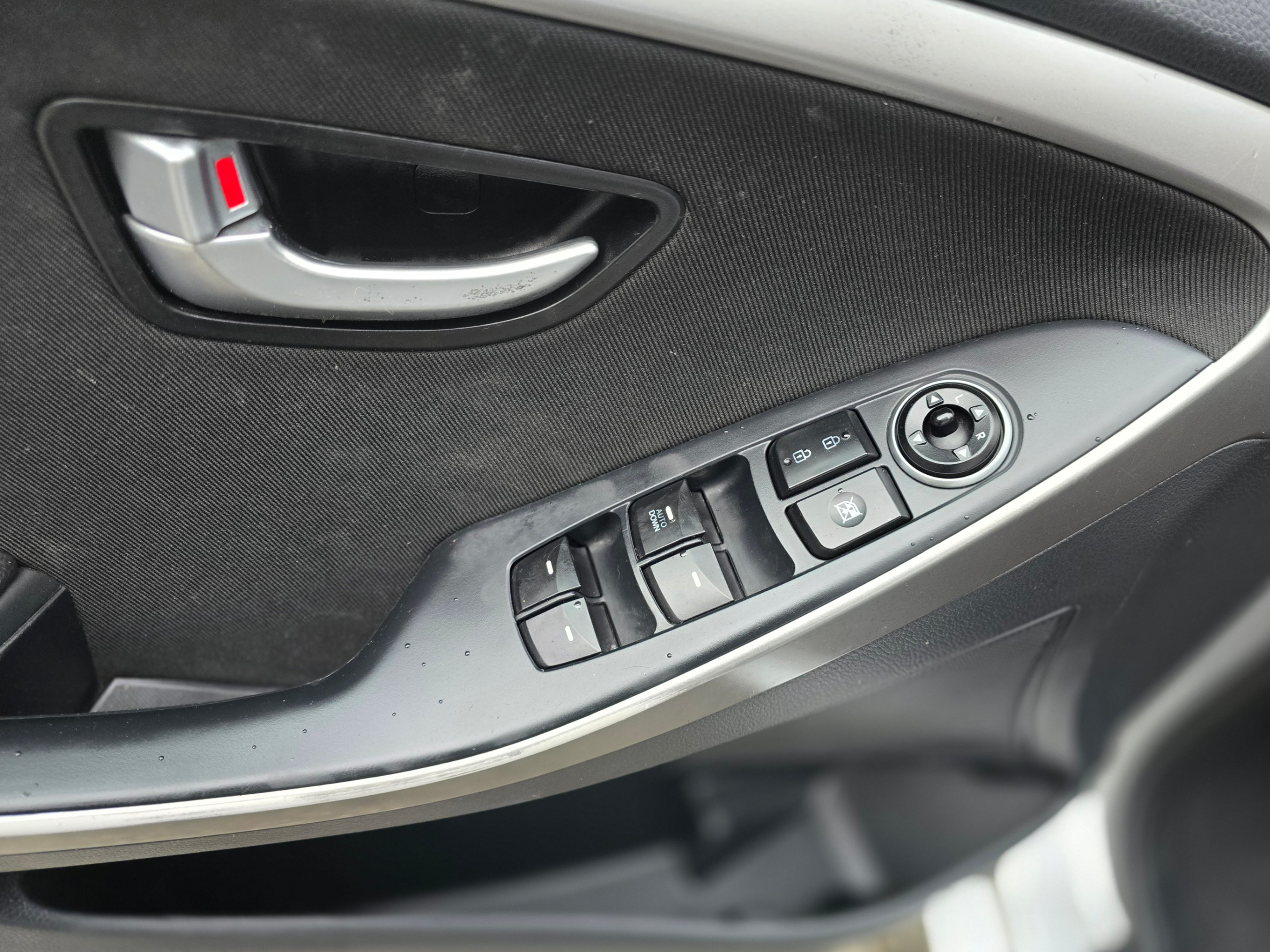 /driveonautoscanadaltd/2016-Hyundai-ElantraGT-9567049755843711.jpg