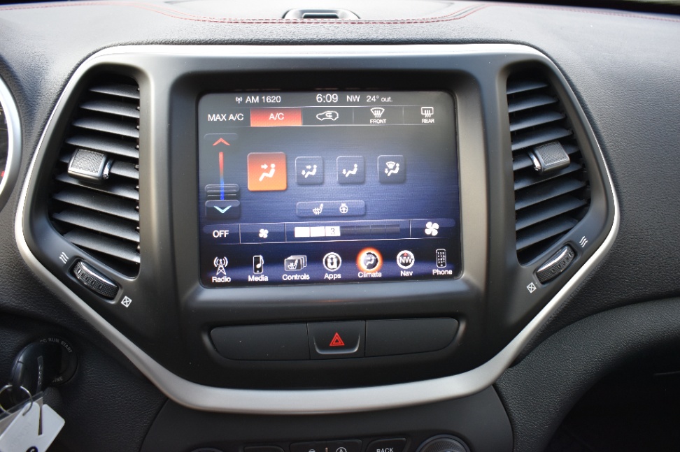 /driveonautoscanadaltd/2016-Jeep-Cherokee-2072574852667326.jpg