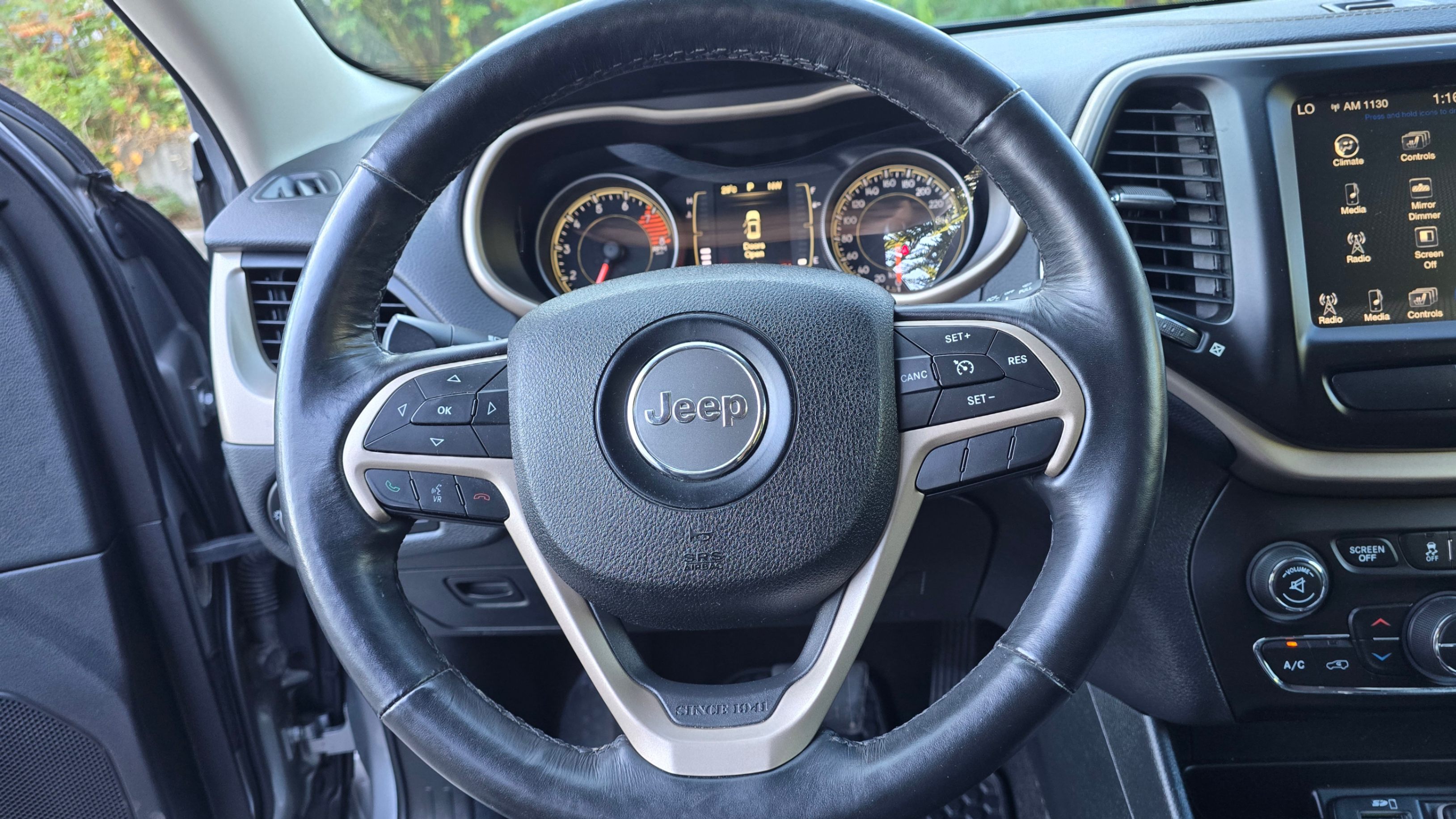 /driveonautoscanadaltd/2016-Jeep-Cherokee-25256718538203393.jpg