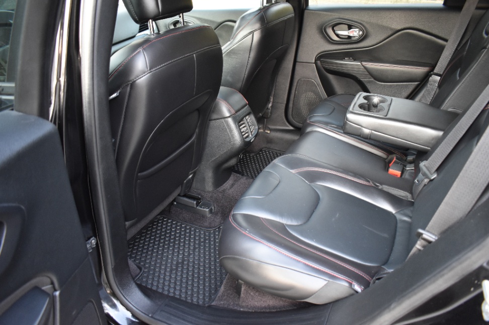 /driveonautoscanadaltd/2016-Jeep-Cherokee-8282767926969583.jpg
