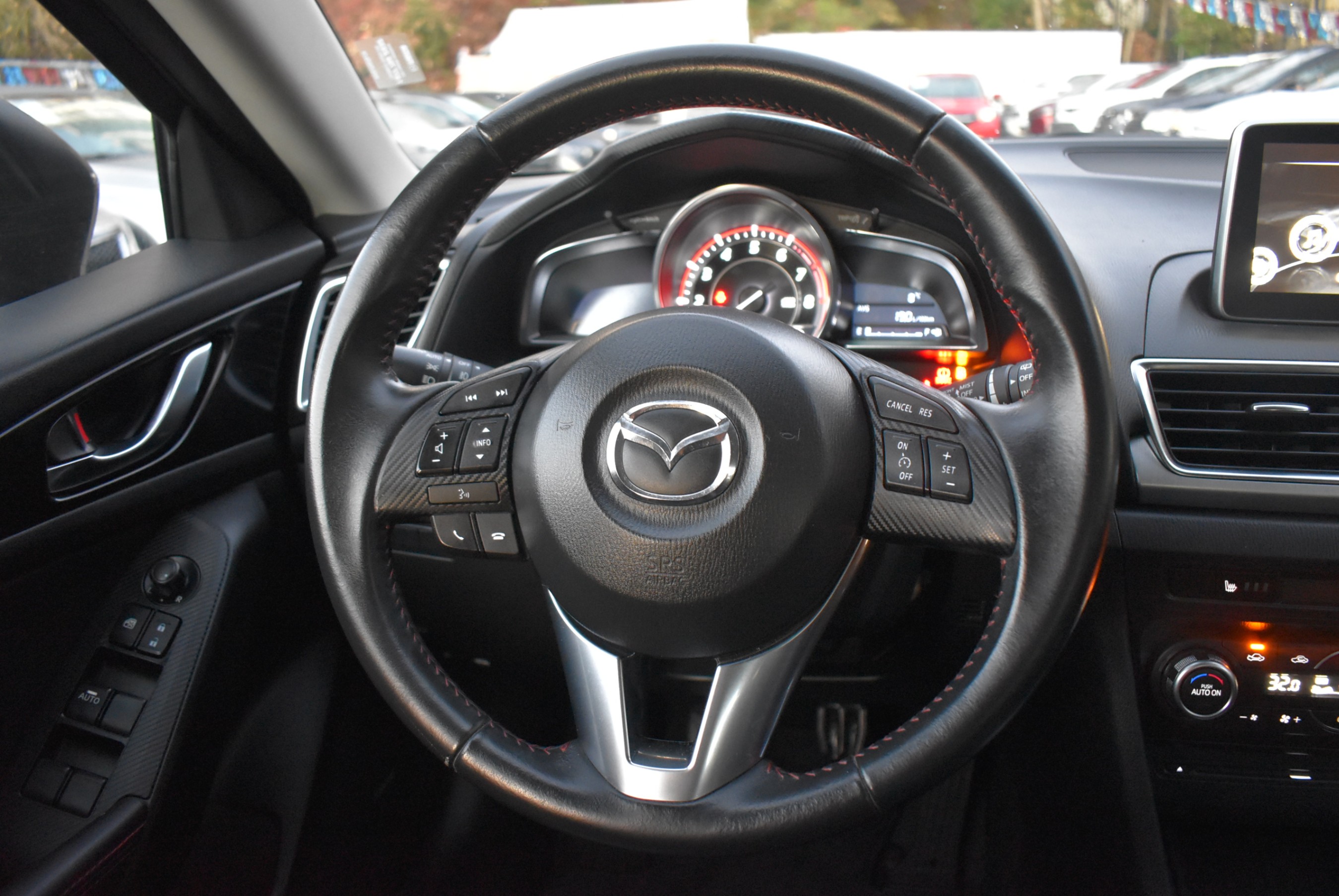 /driveonautoscanadaltd/2016-Mazda-Mazda3-13680352671946827.jpg