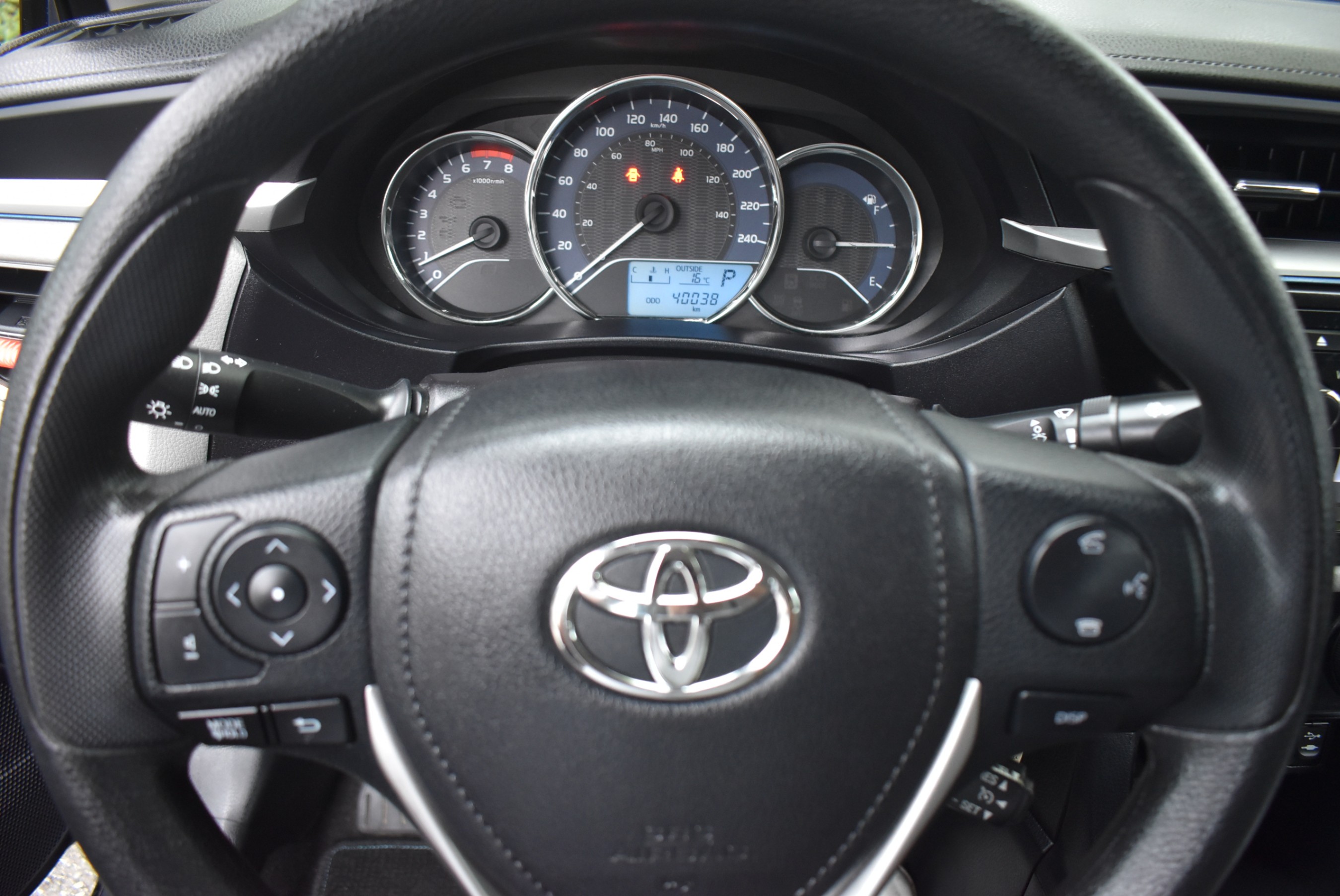 /driveonautoscanadaltd/2016-Toyota-Corolla-41021511975305147.jpg