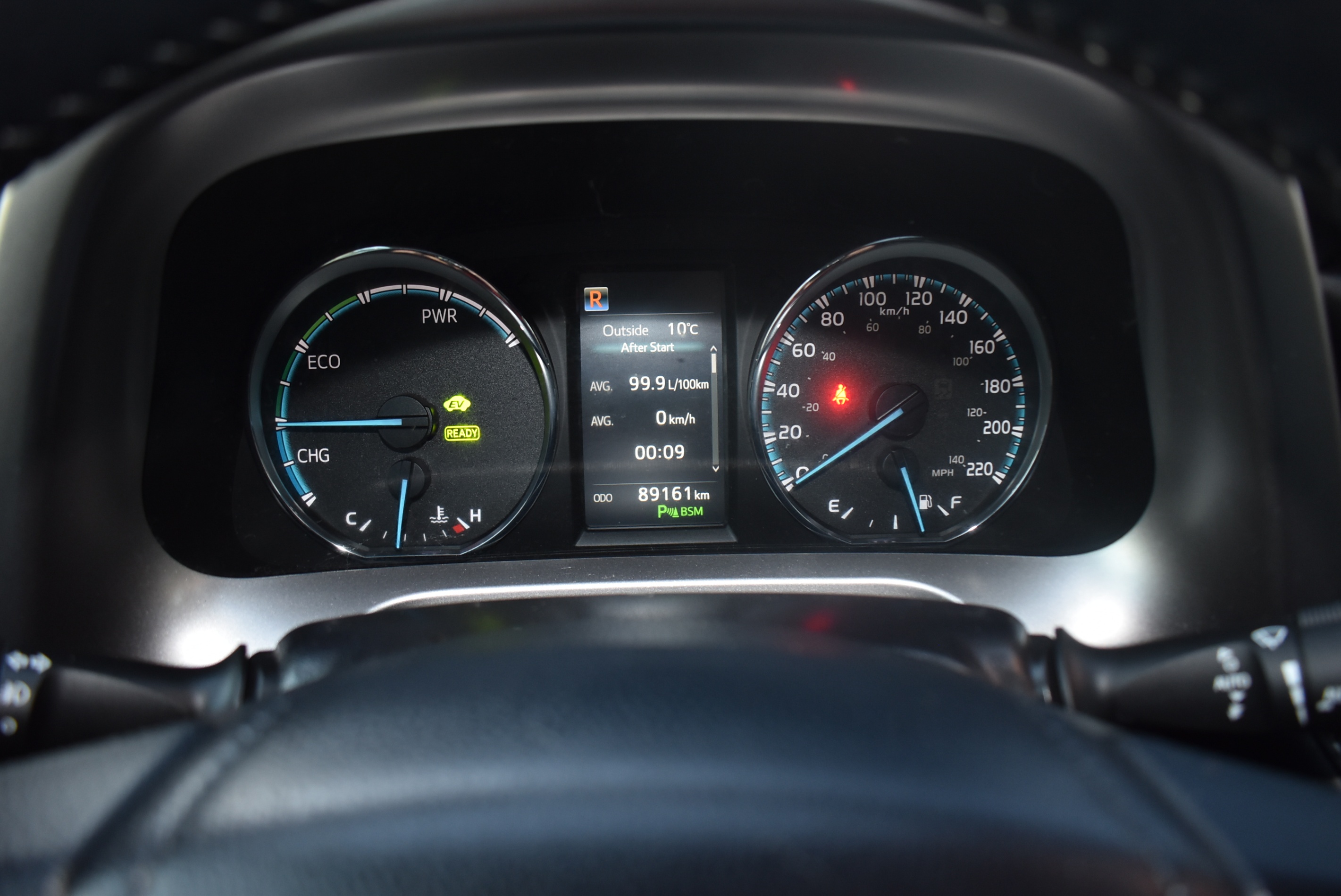 /driveonautoscanadaltd/2016-Toyota-RAV4Hybrid-045936351276748555.jpg
