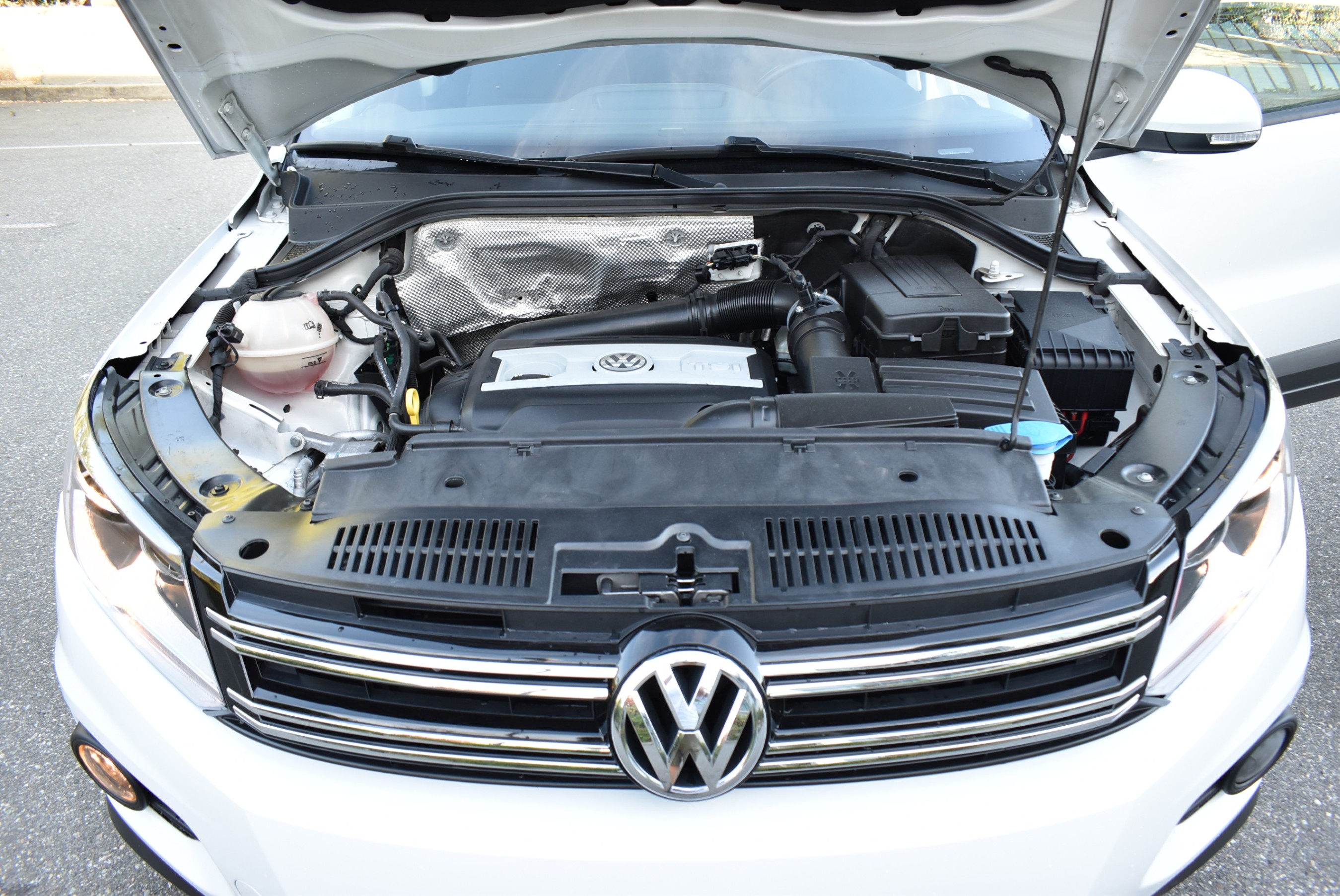 /driveonautoscanadaltd/2016-Volkswagen-Tiguan-7007547198681672.jpg