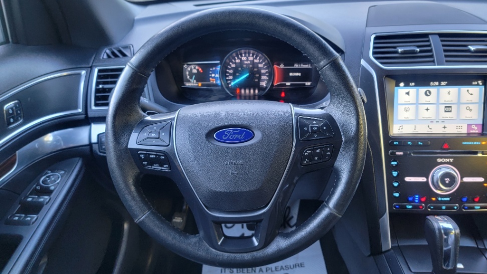 /driveonautoscanadaltd/2017-Ford-Explorer-5109828669644119.jpg