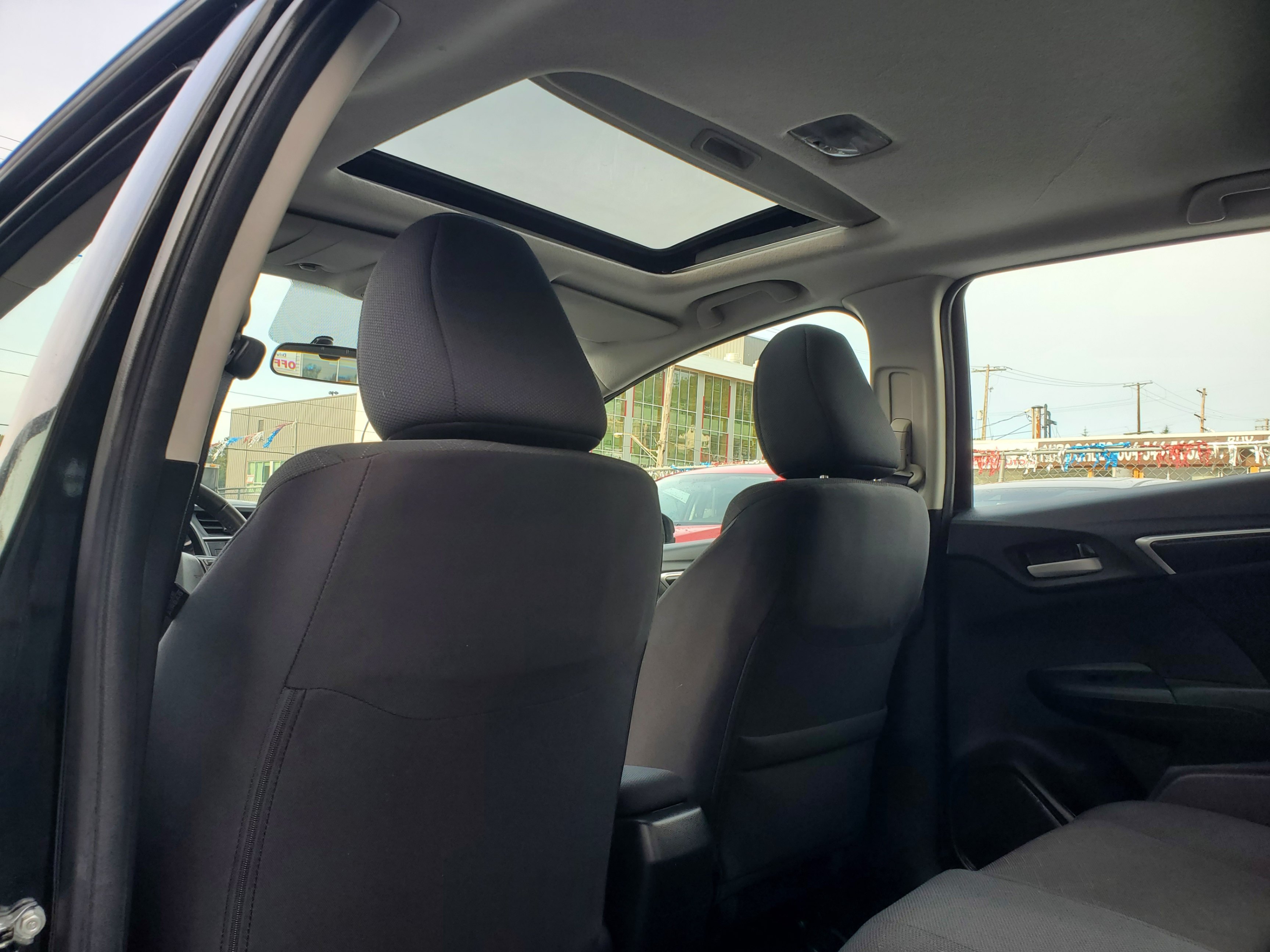 /driveonautoscanadaltd/2017-Honda-Fit-18406648862064445.jpg