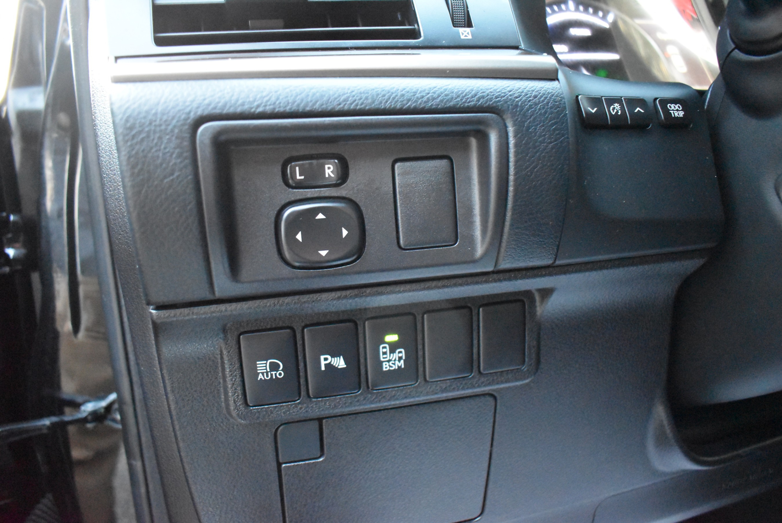 /driveonautoscanadaltd/2017-Lexus-ES300h-9963978026335181.jpg