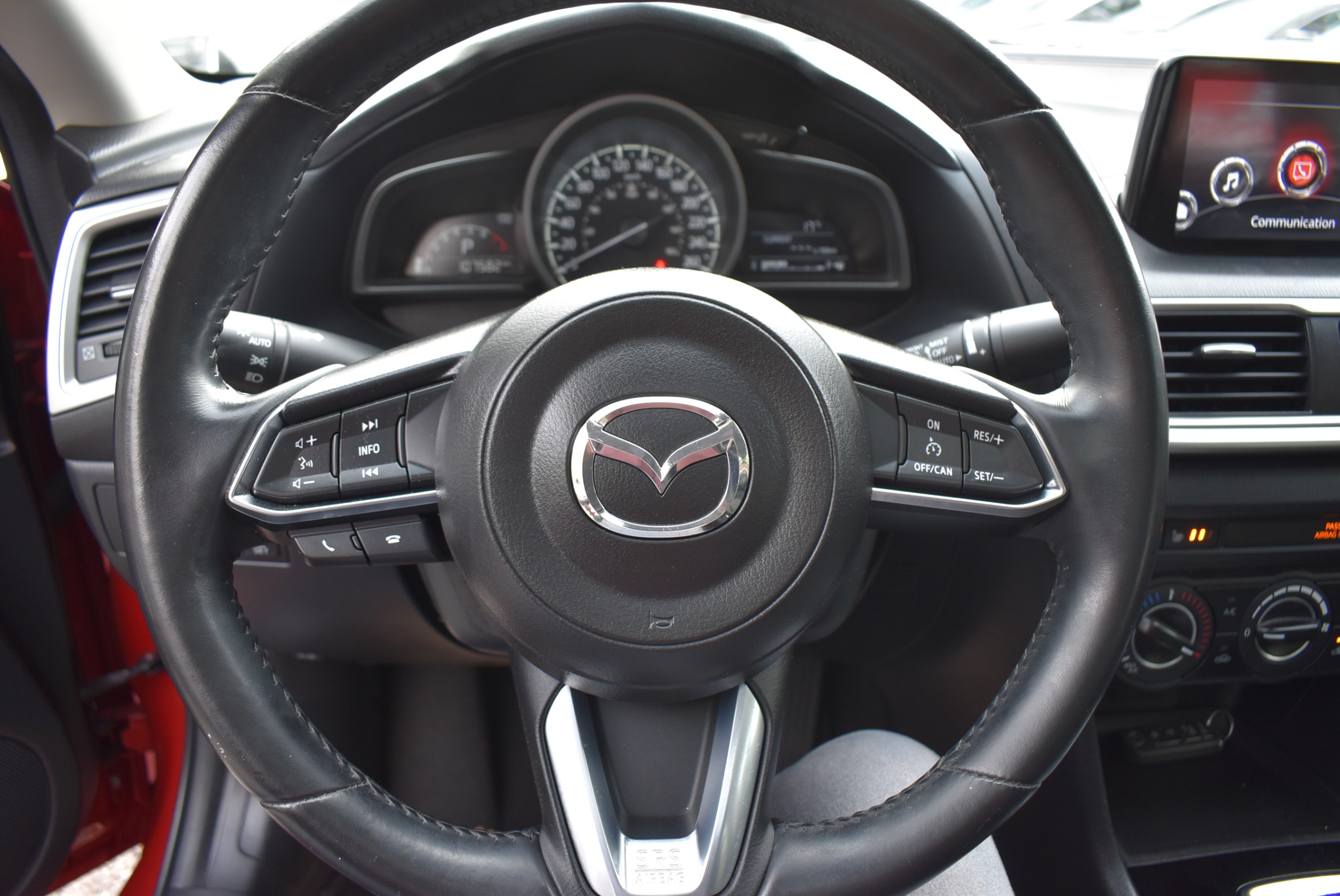 /driveonautoscanadaltd/2017-Mazda-Mazda3-11441335688467458.jpg