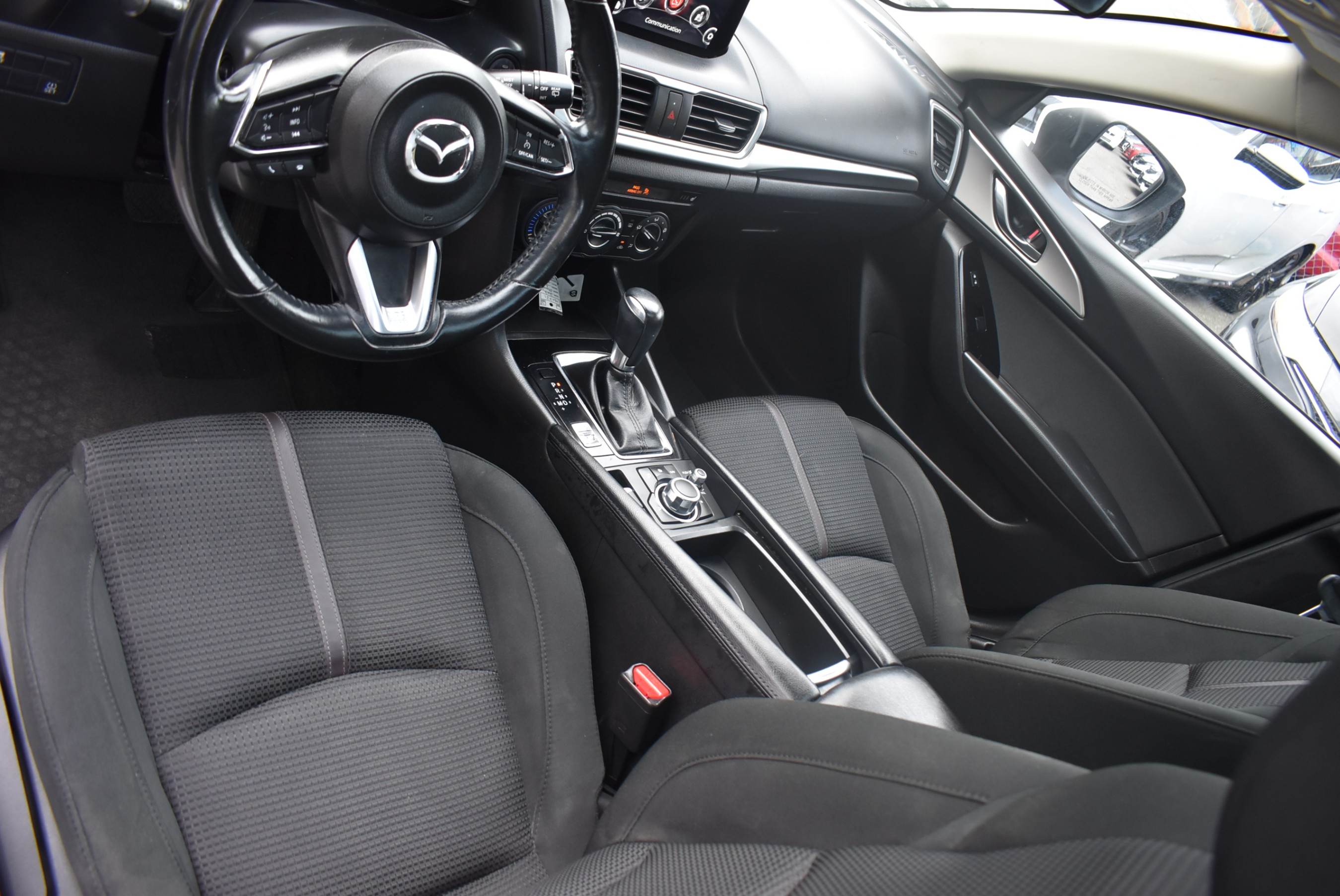 /driveonautoscanadaltd/2017-Mazda-Mazda3-31480355502439217.jpg