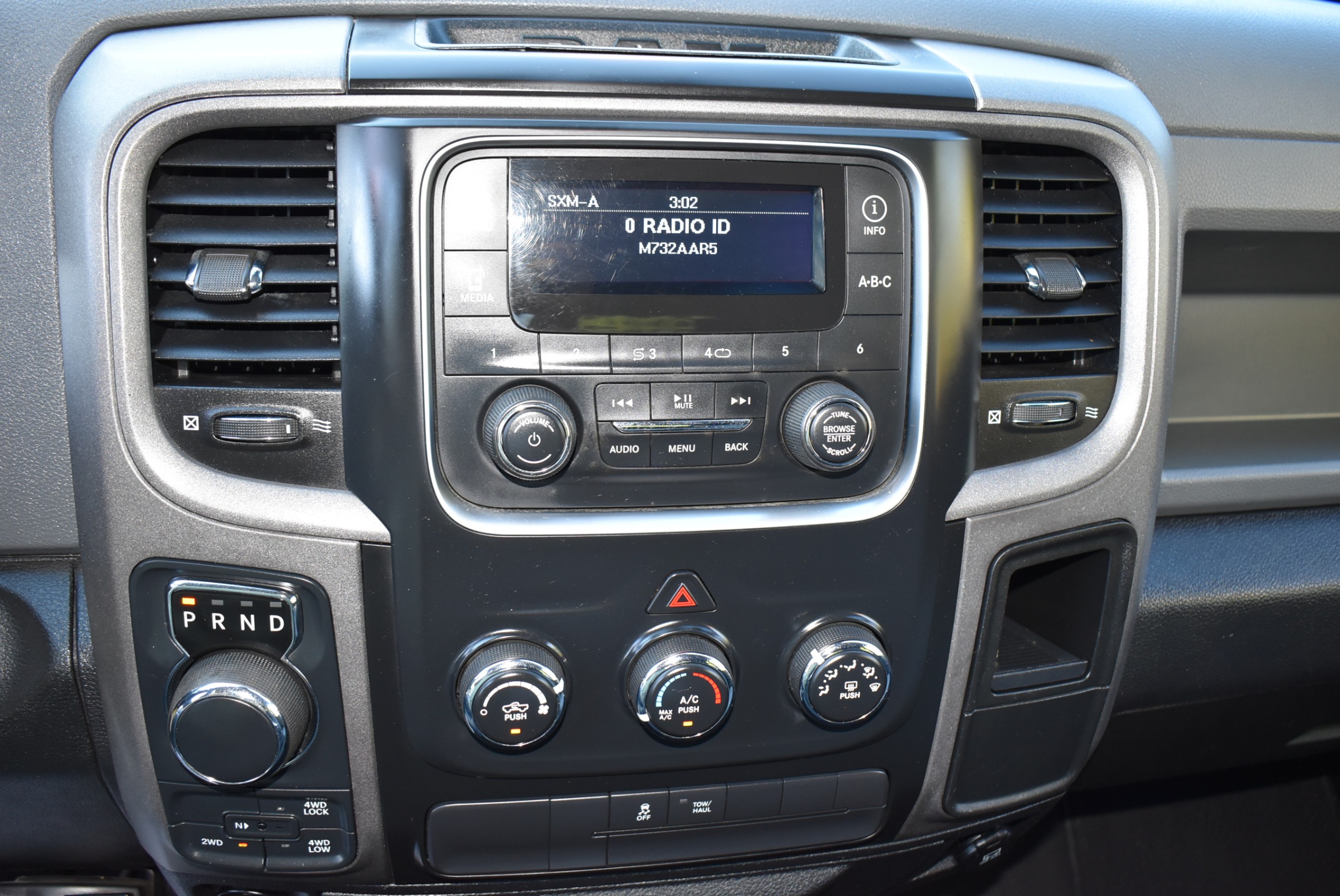 /driveonautoscanadaltd/2017-Ram-1500-3230164086738989.jpg
