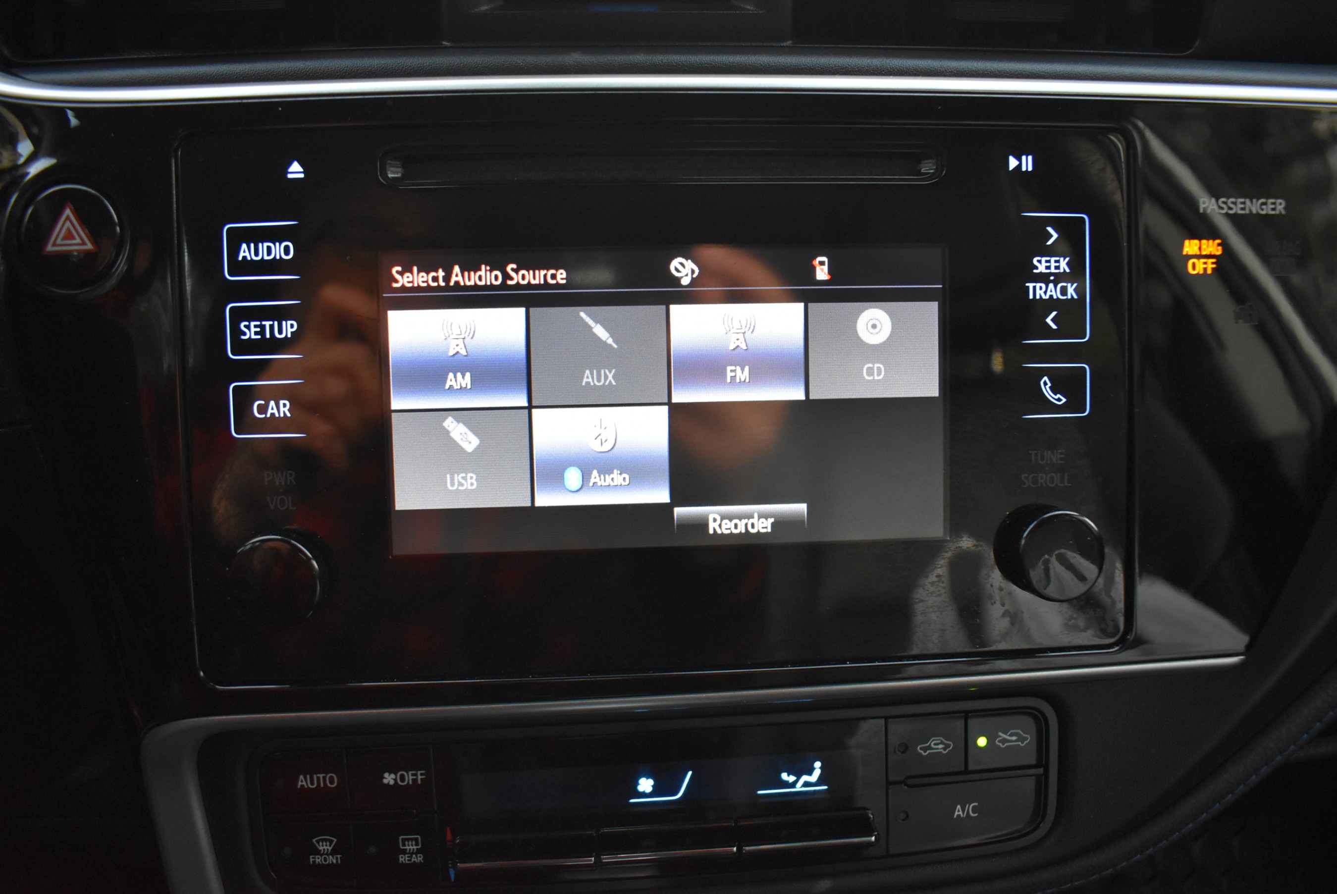 /driveonautoscanadaltd/2017-Toyota-Corolla-3894356182942311.jpg