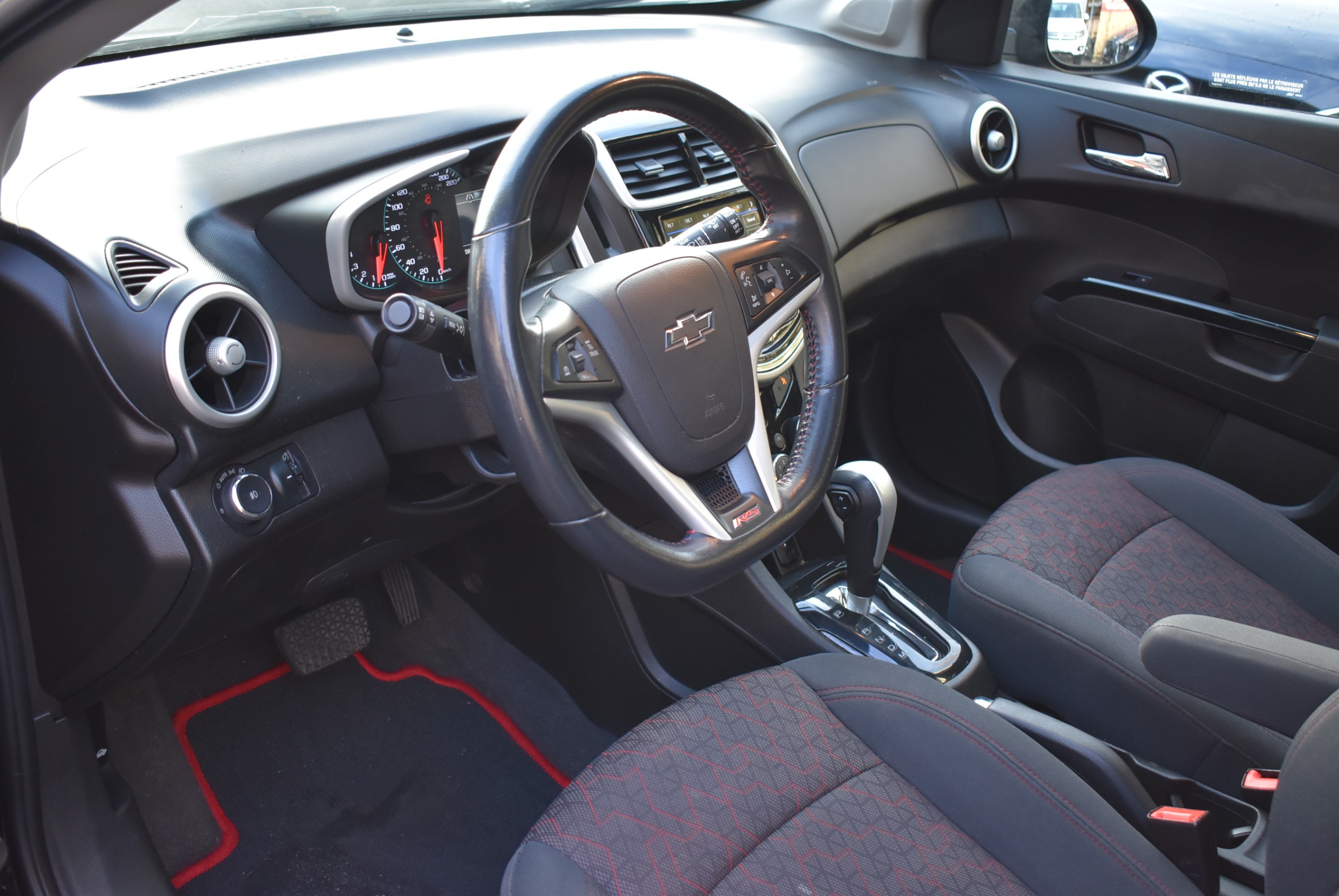 /driveonautoscanadaltd/2018-Chevrolet-Sonic-7069837050630514.jpg