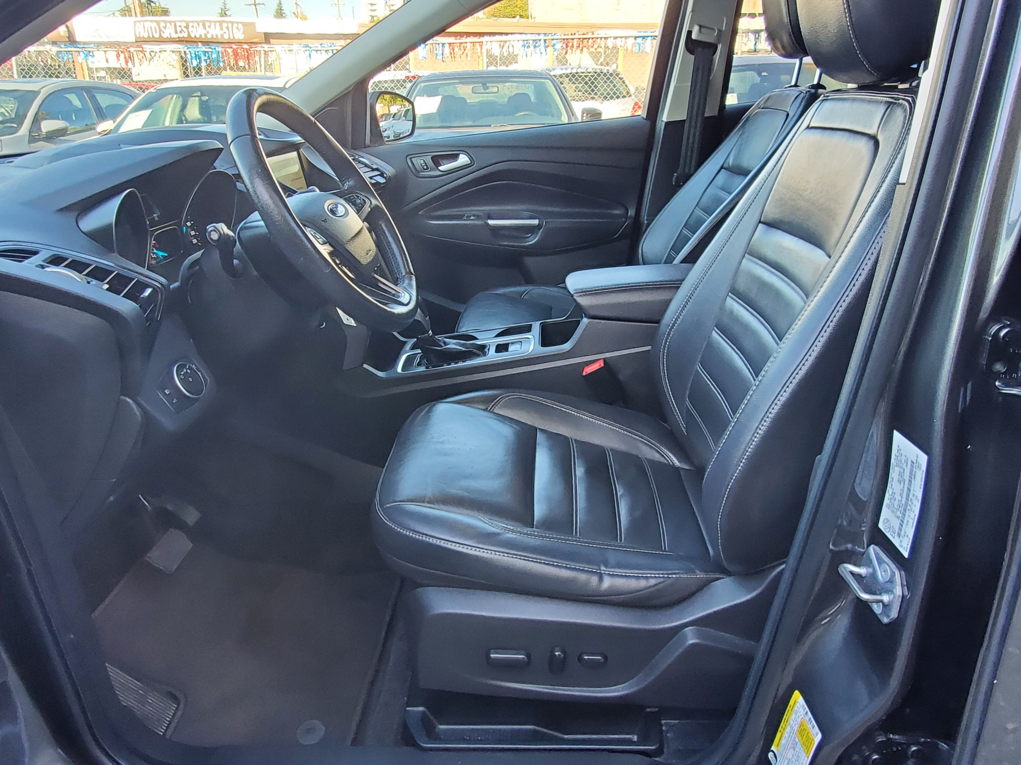 /driveonautoscanadaltd/2018-Ford-Escape-0649634063787603.jpg