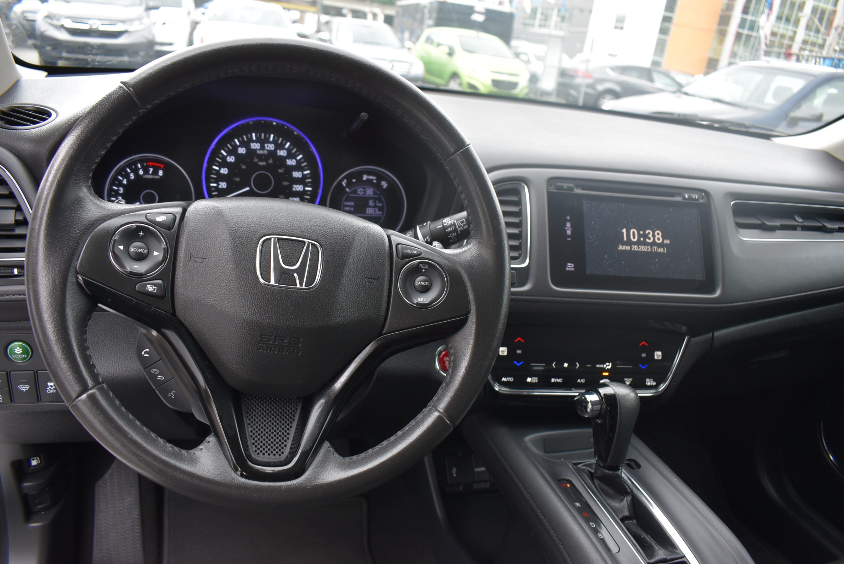 /driveonautoscanadaltd/2018-Honda-HR-V-002241095126833015.jpg