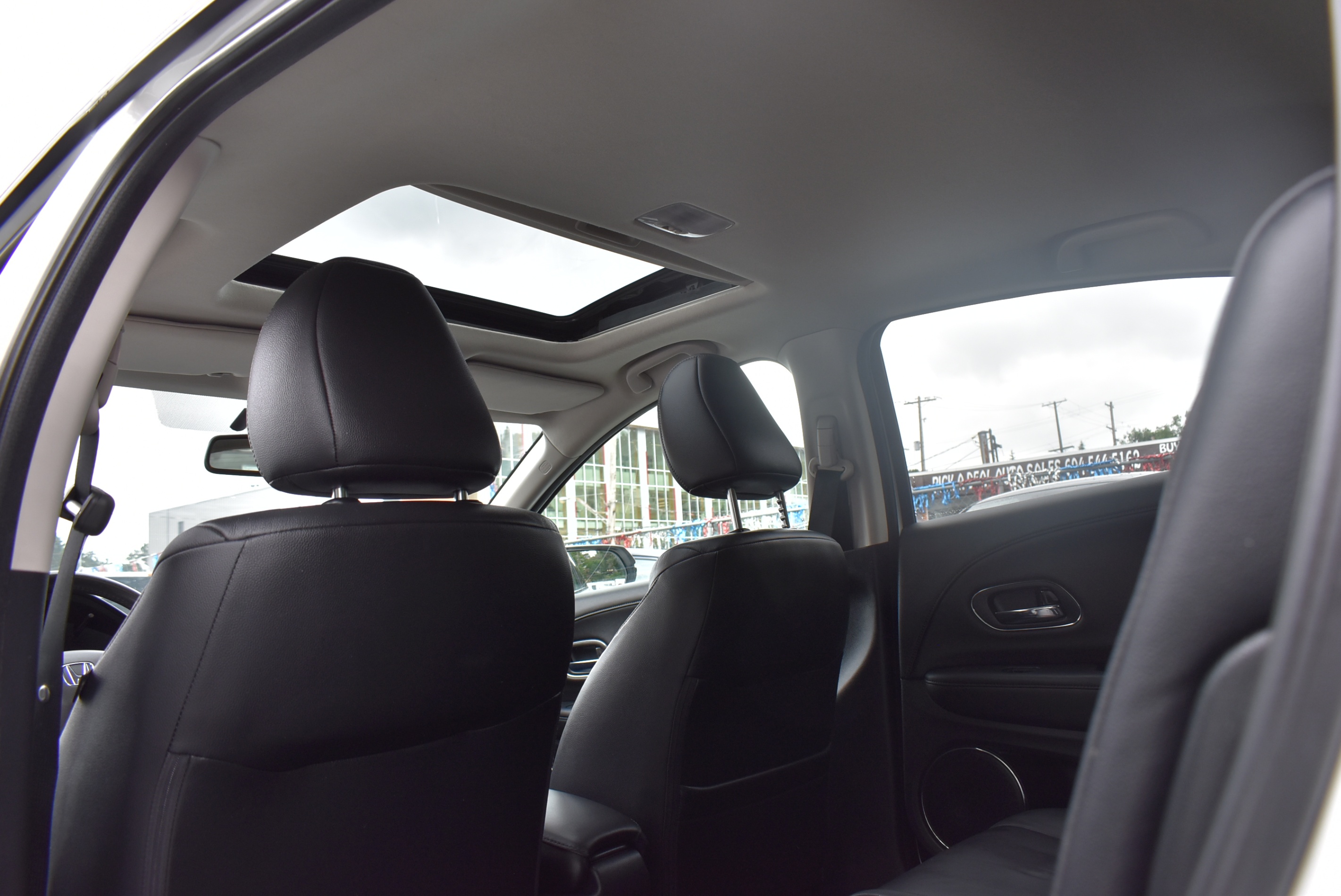 /driveonautoscanadaltd/2018-Honda-HR-V-732382796788067.jpg