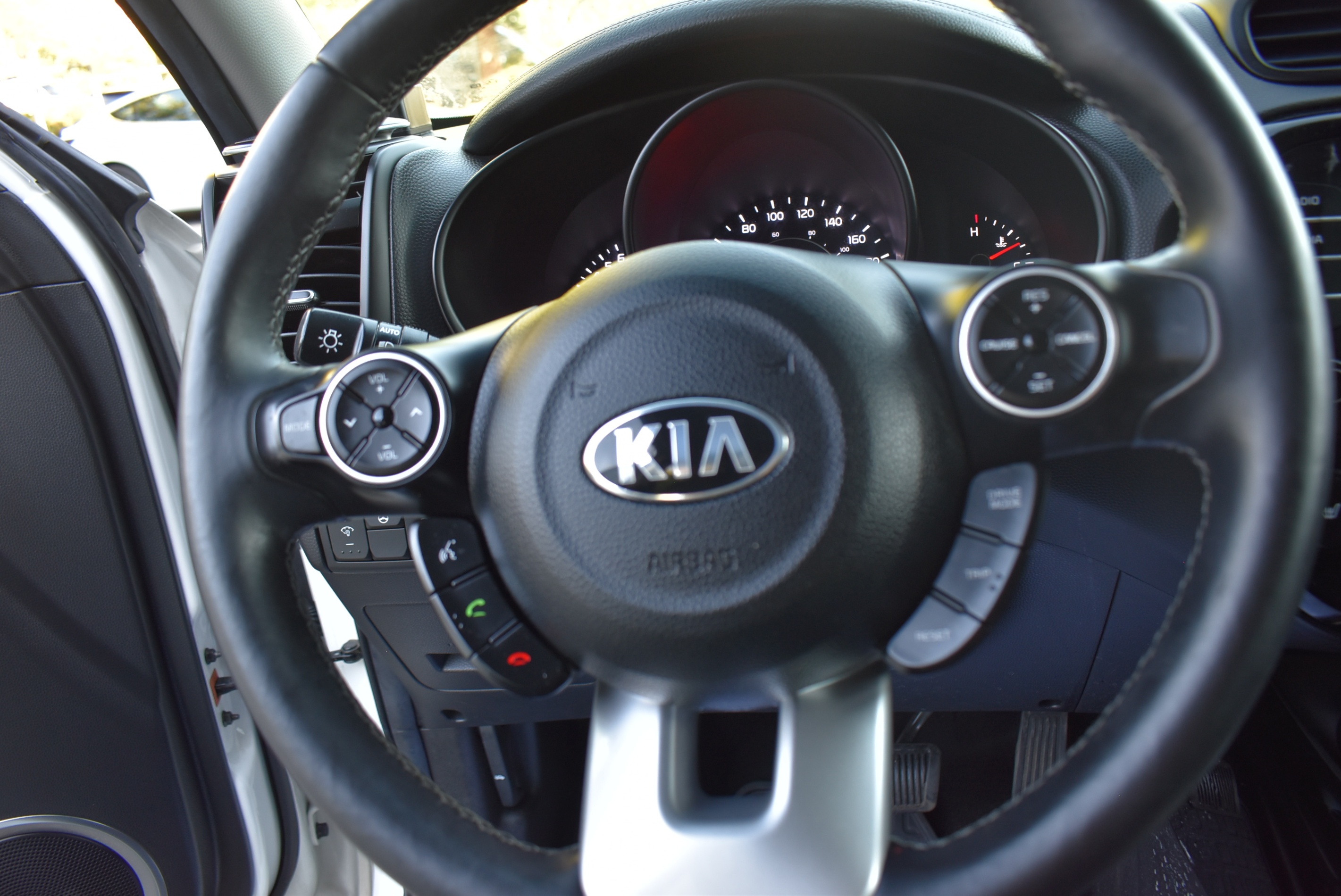 /driveonautoscanadaltd/2018-Kia-Soul-23379902735285873.jpg