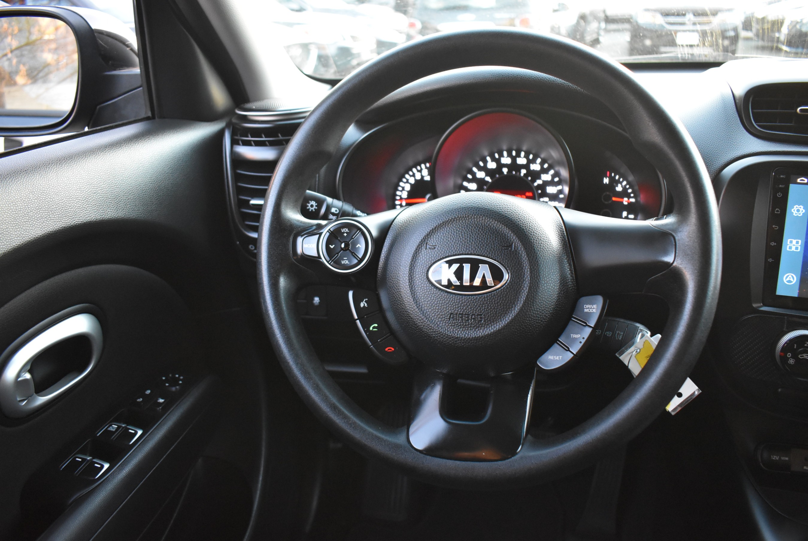 /driveonautoscanadaltd/2018-Kia-Soul-9036853580411996.jpg