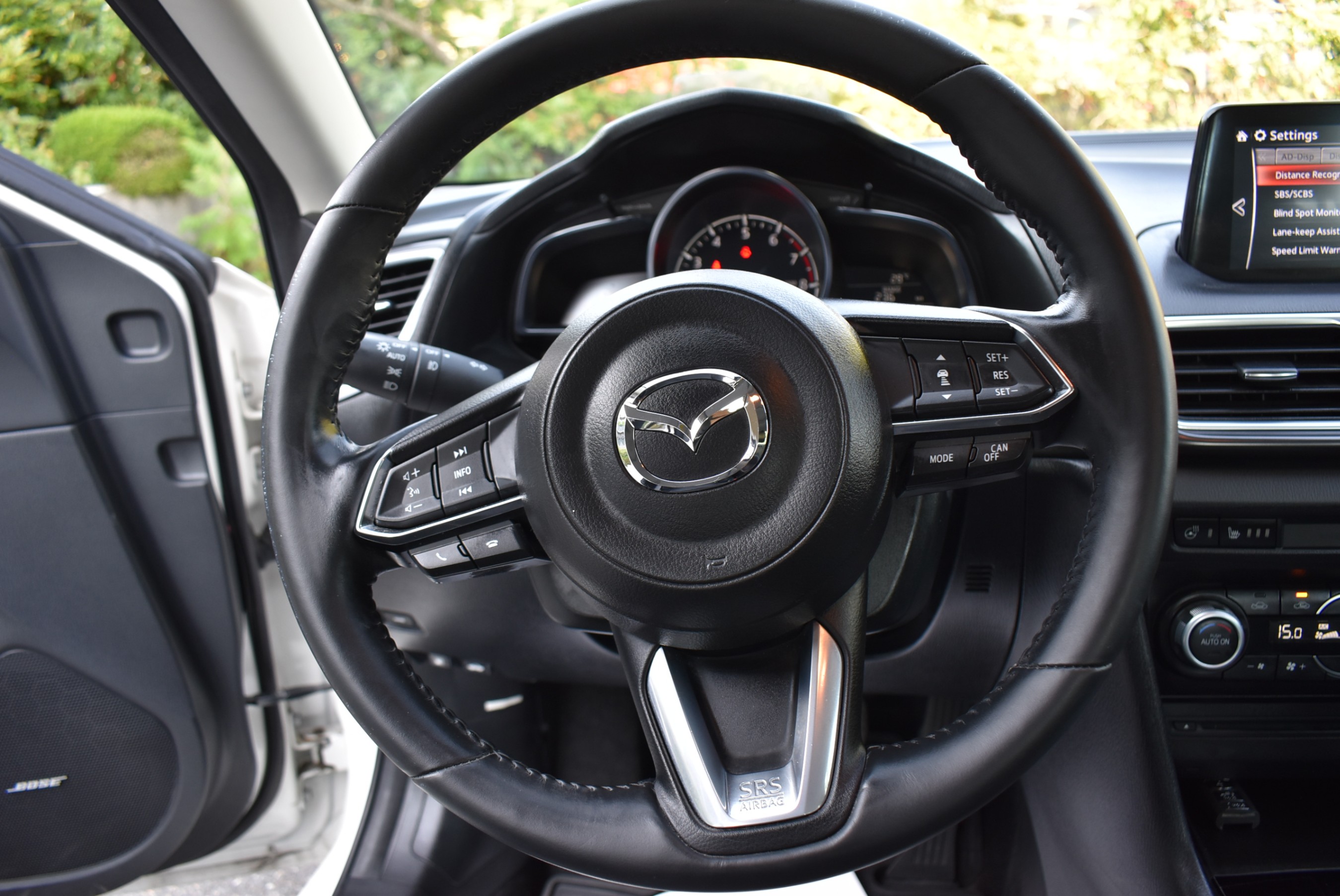 /driveonautoscanadaltd/2018-Mazda-Mazda3-12009376428393259.jpg