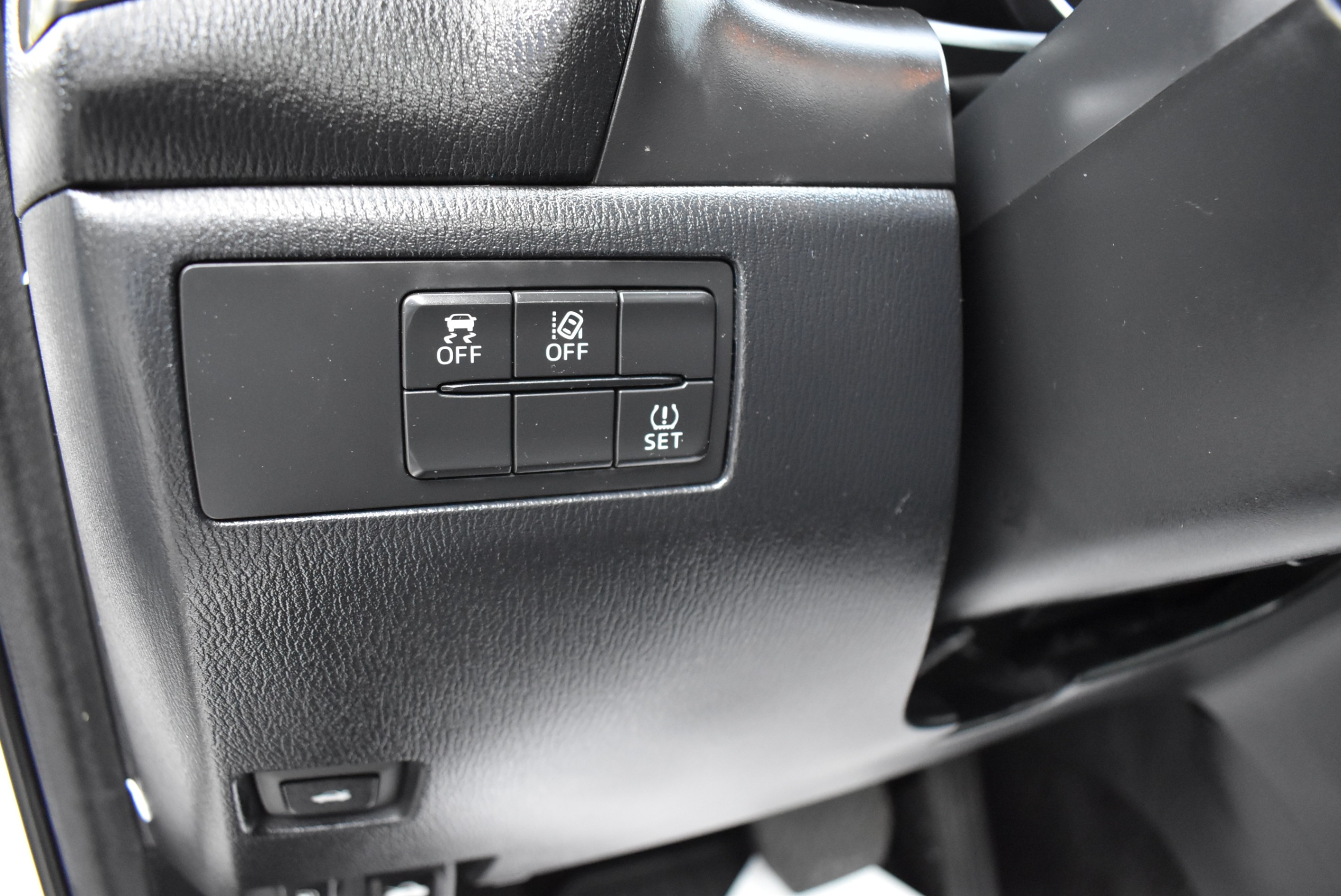 /driveonautoscanadaltd/2018-Mazda-Mazda3-5583234151958163.jpg