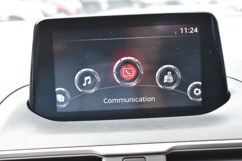 /driveonautoscanadaltd/2018-Mazda-Mazda3-6540786058056836.jpg