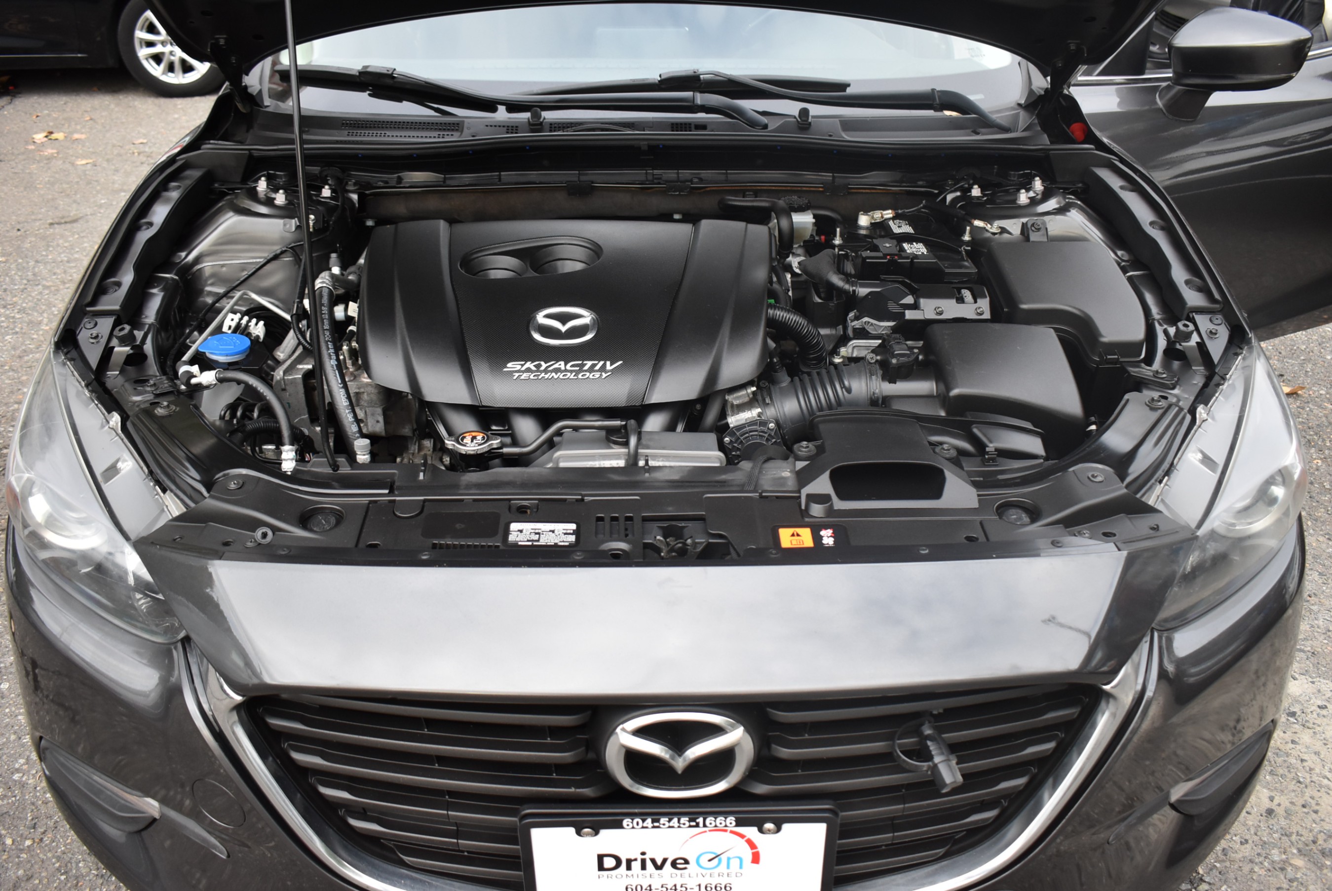 /driveonautoscanadaltd/2018-Mazda-Mazda3Sport-5697108768390502.jpg