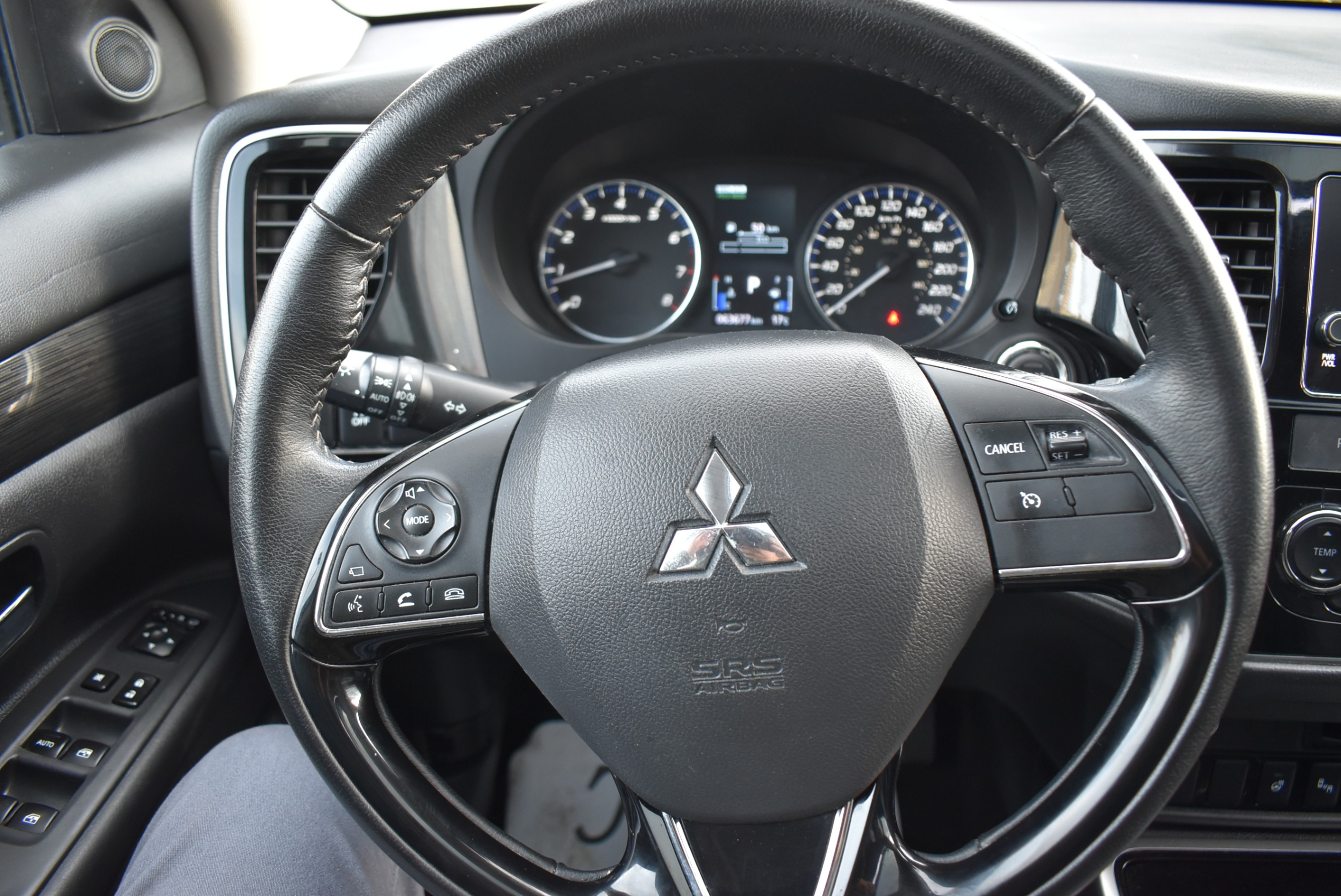 /driveonautoscanadaltd/2018-Mitsubishi-Outlander-9013389591837448.jpg