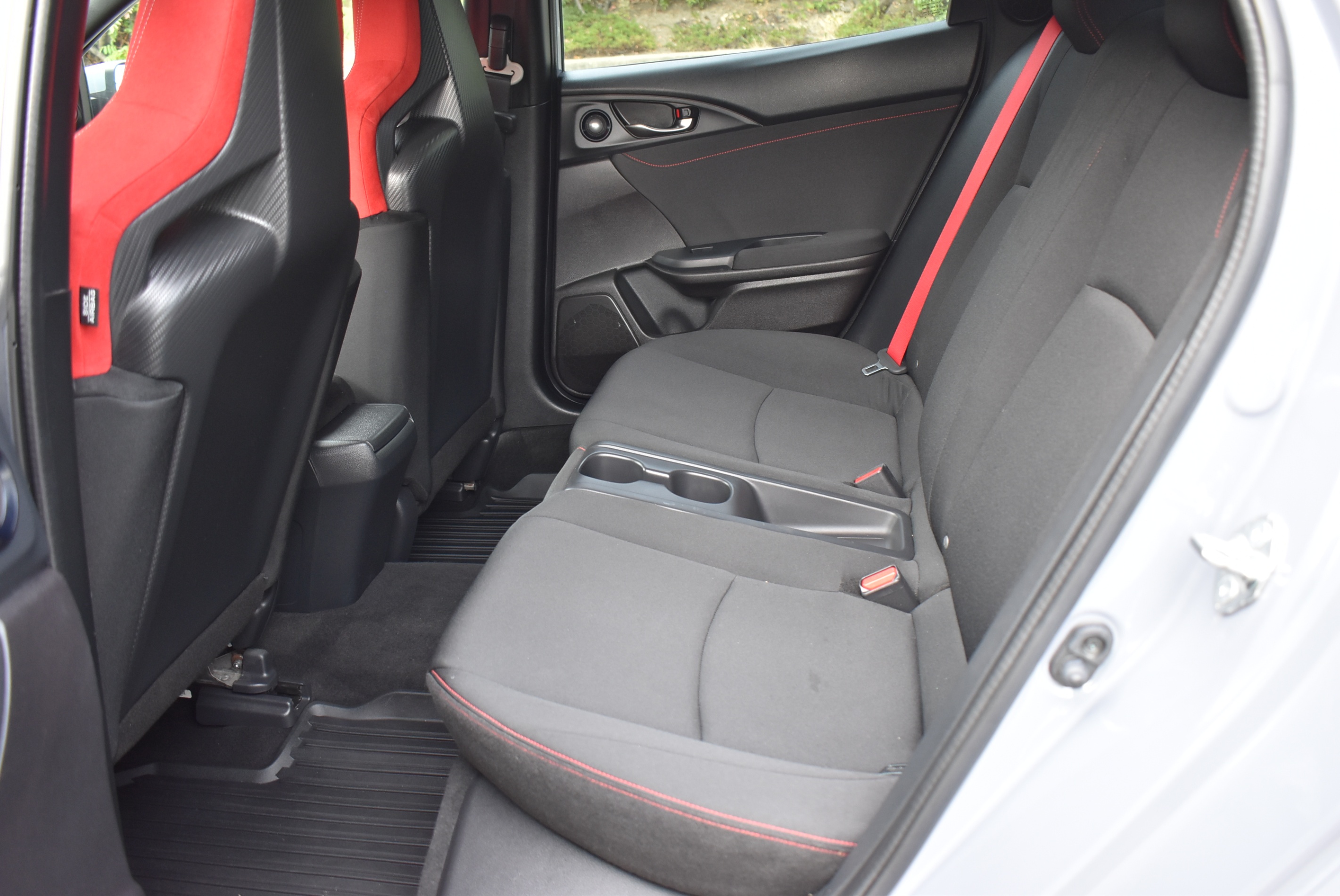 /driveonautoscanadaltd/2019-Honda-CivicType-2100409750060097.jpg