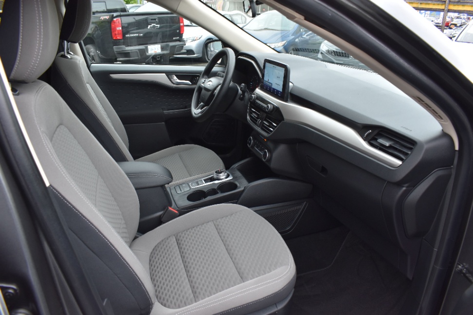 /driveonautoscanadaltd/2020-Ford-Escape-8826447234034294.jpg