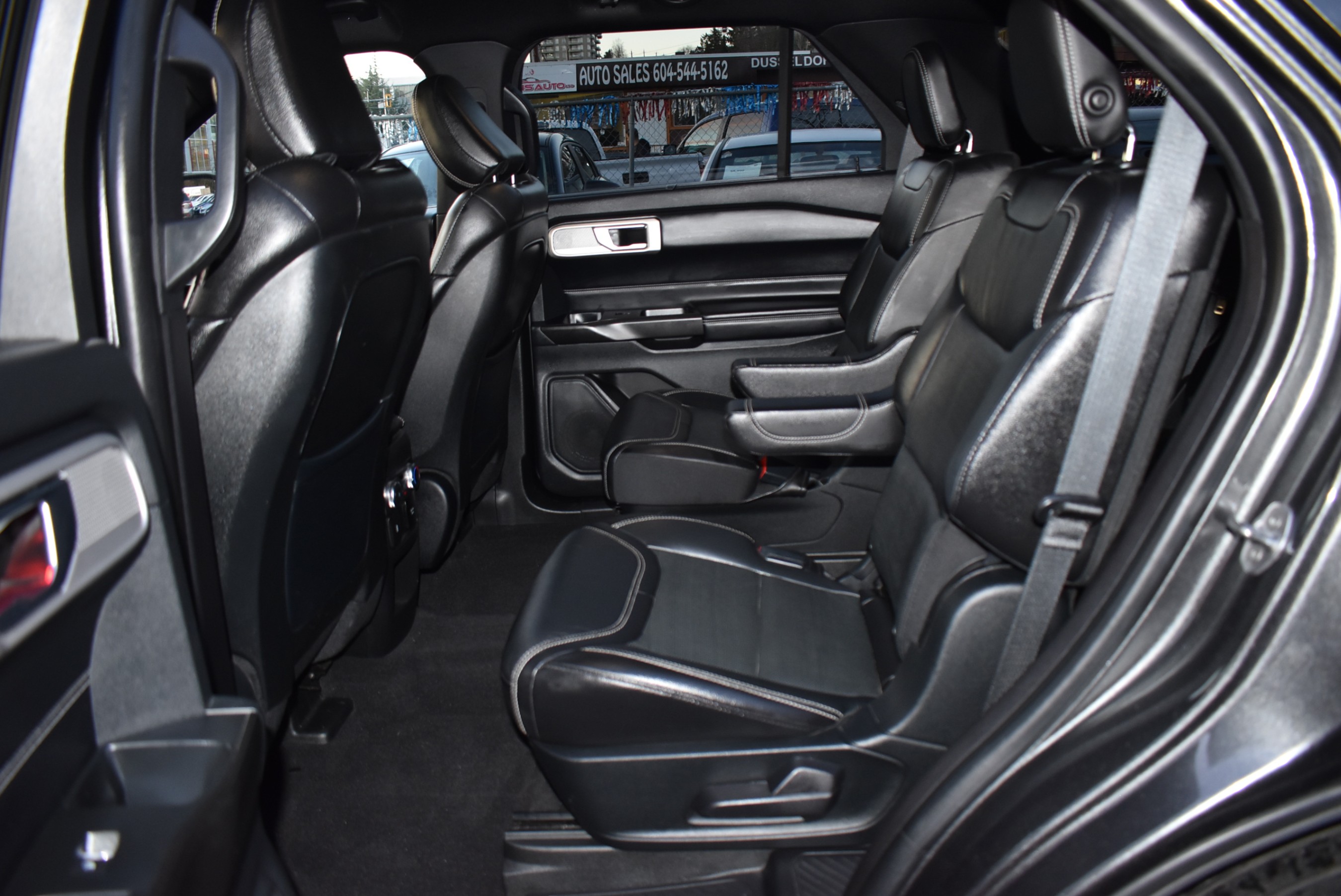 /driveonautoscanadaltd/2020-Ford-Explorer-2802309165870627.jpg
