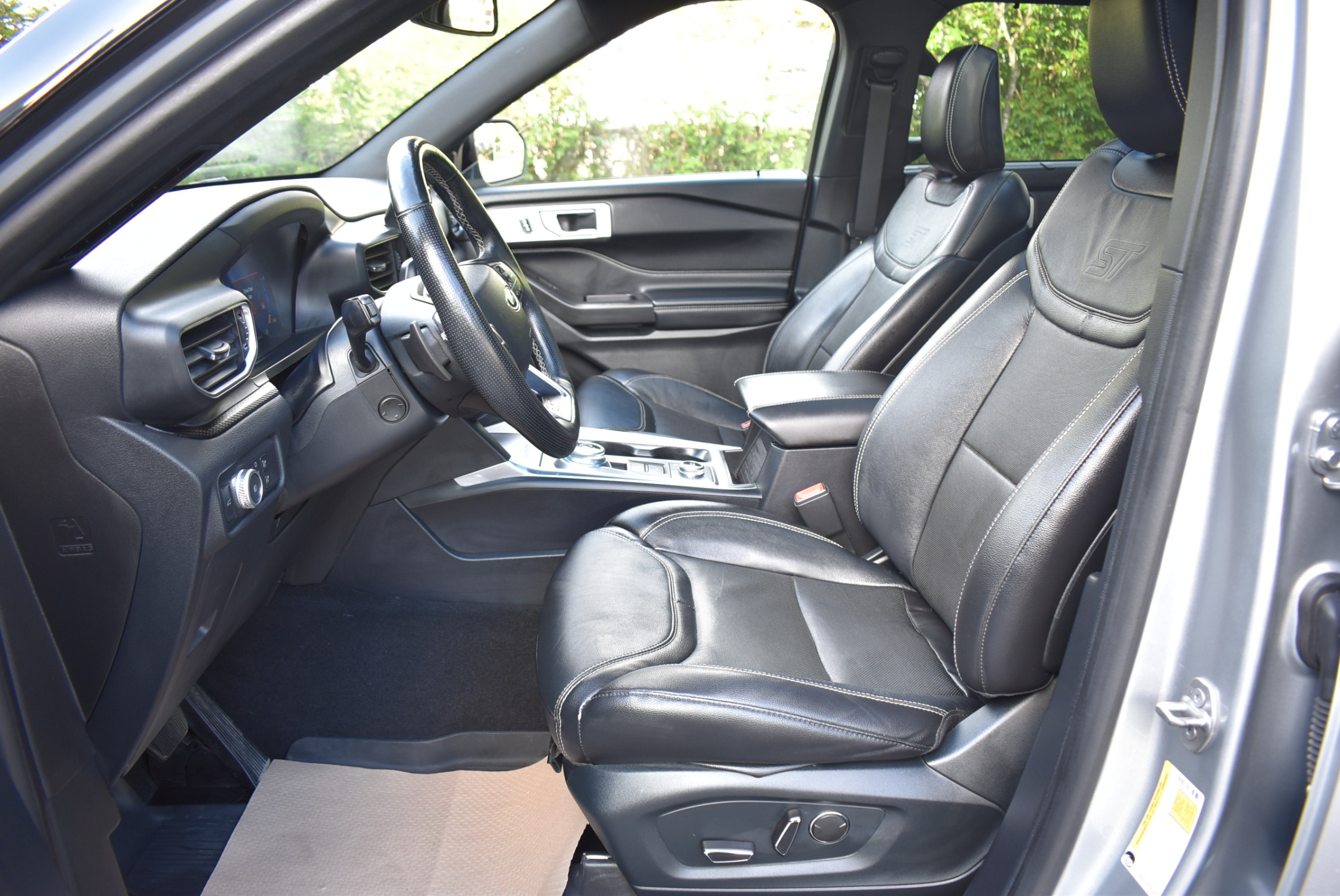/driveonautoscanadaltd/2020-Ford-Explorer-526520355740232.jpg