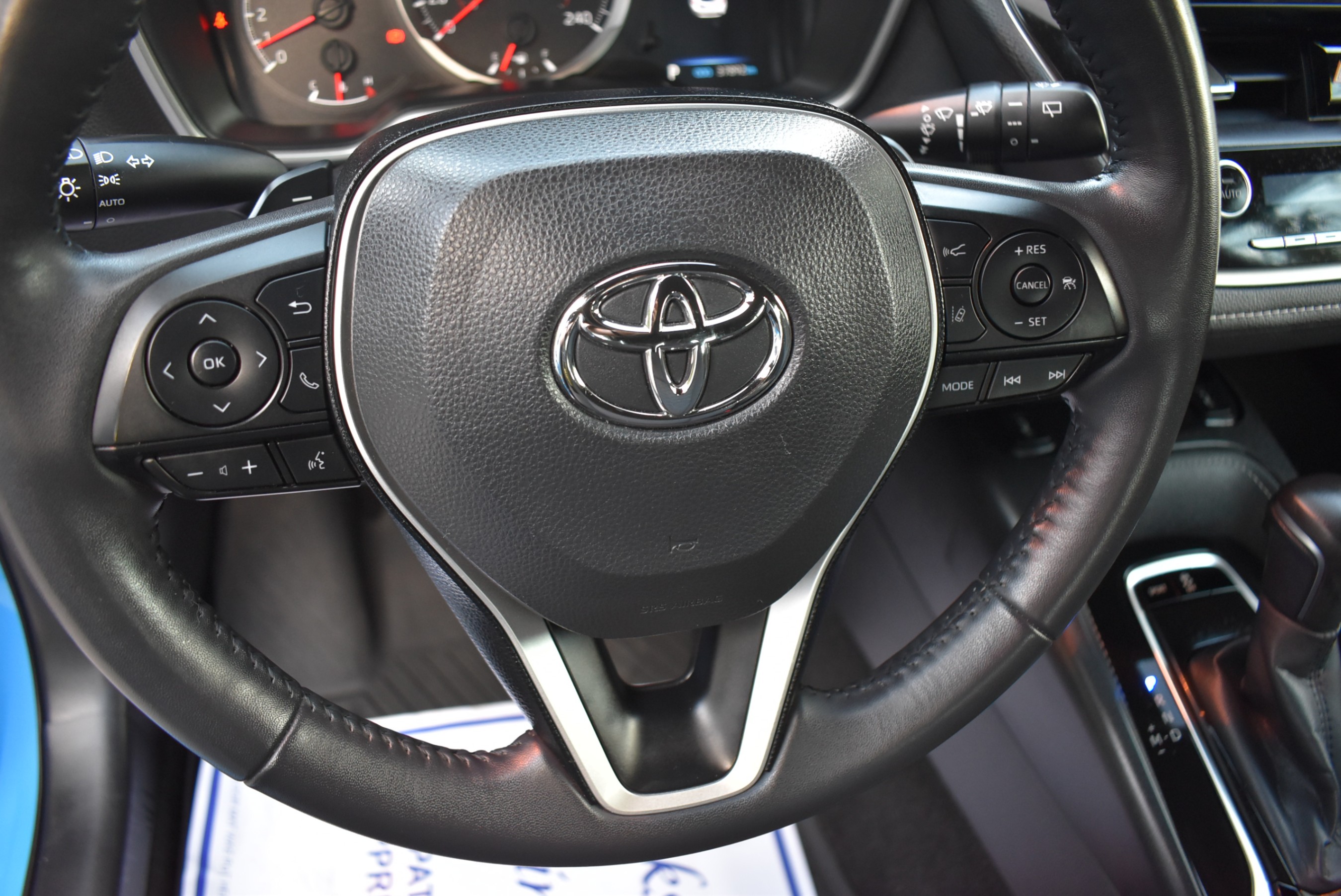 /driveonautoscanadaltd/2020-Toyota-CorollaHatchback-4741092414208161.jpg