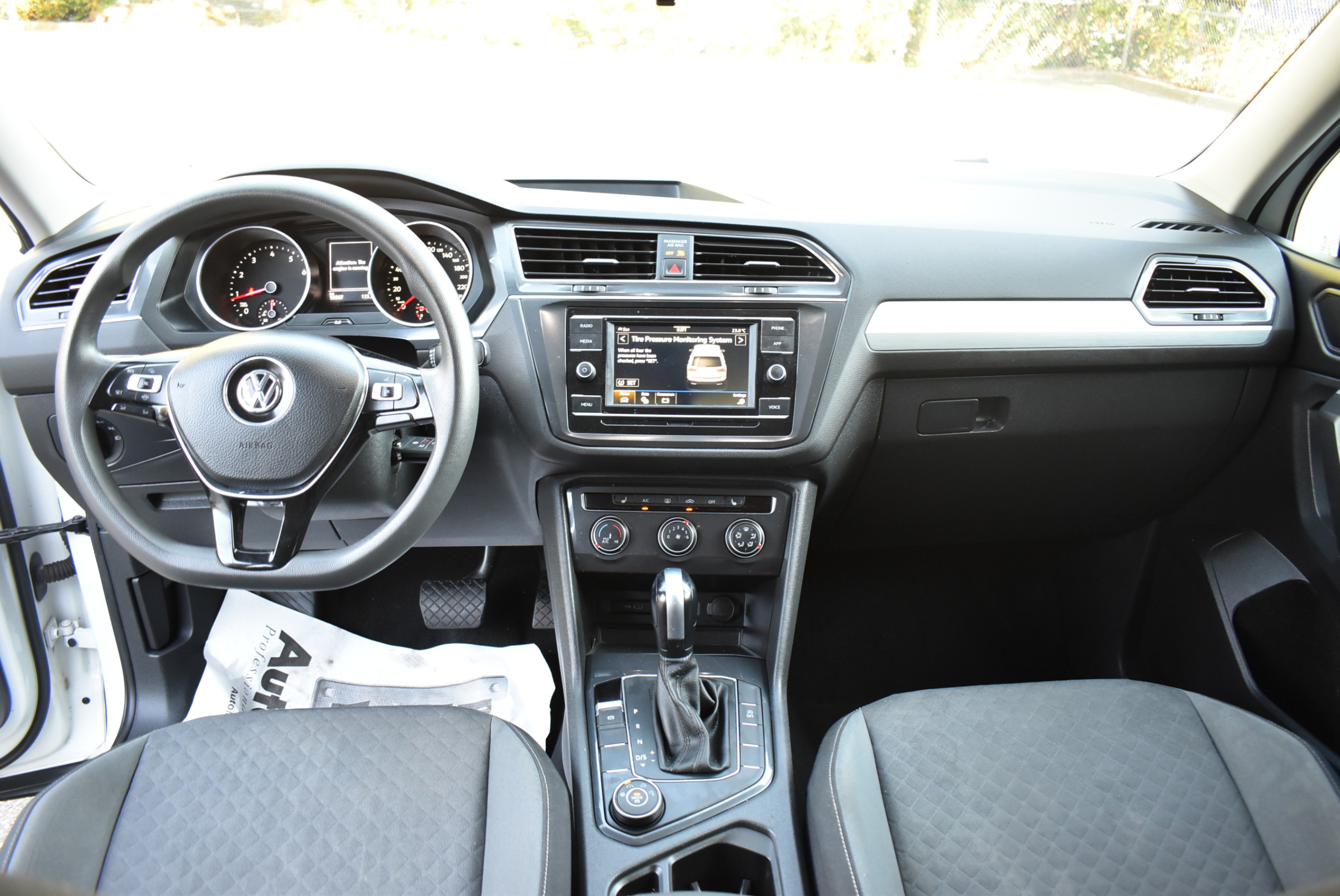 /driveonautoscanadaltd/2021-Volkswagen-Tiguan-09251588993488946.jpg