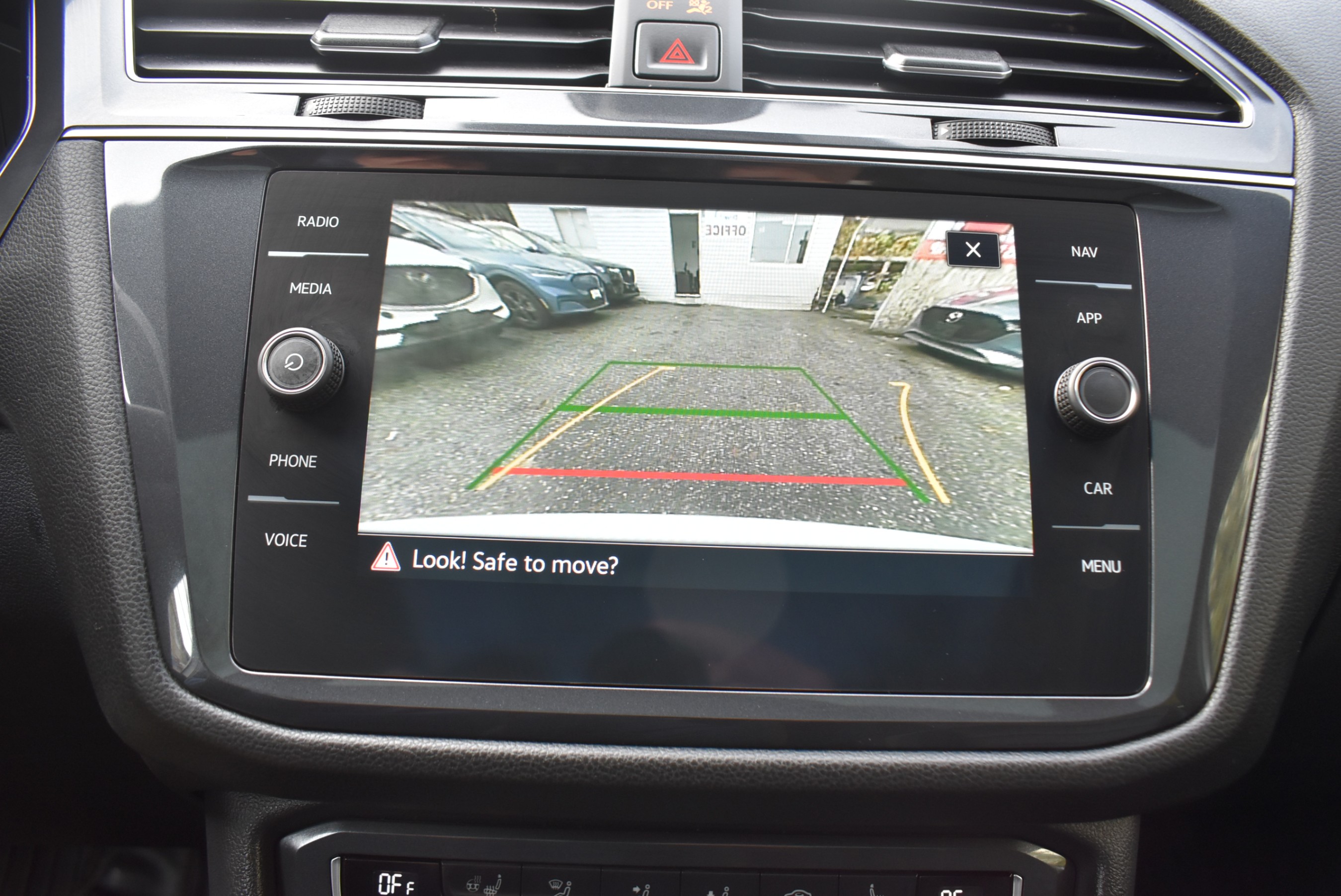 /driveonautoscanadaltd/2021-Volkswagen-Tiguan-7476900886576856.jpg