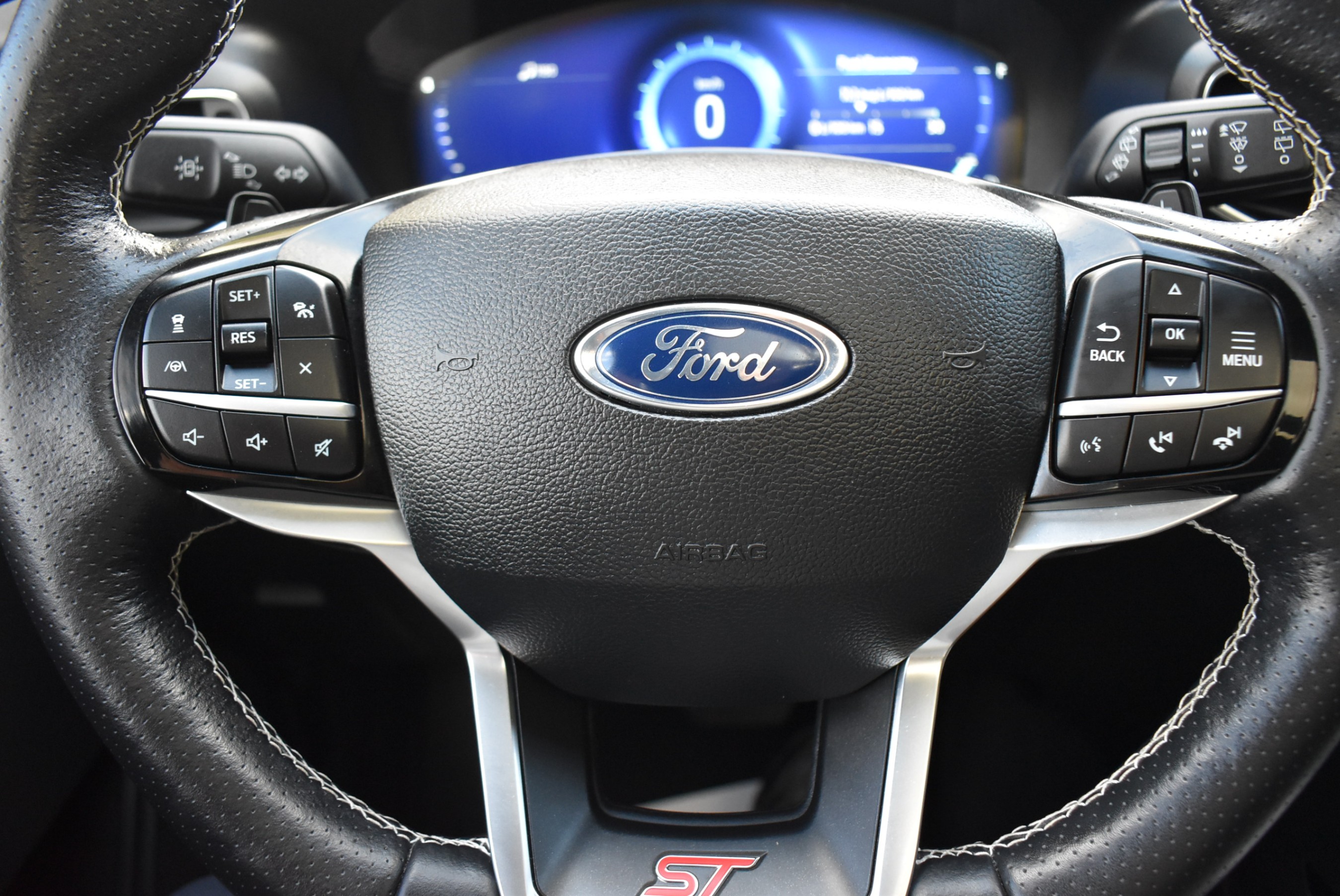 /driveonautoscanadaltd/2022-Ford-Explorer-6394763754368604.jpg