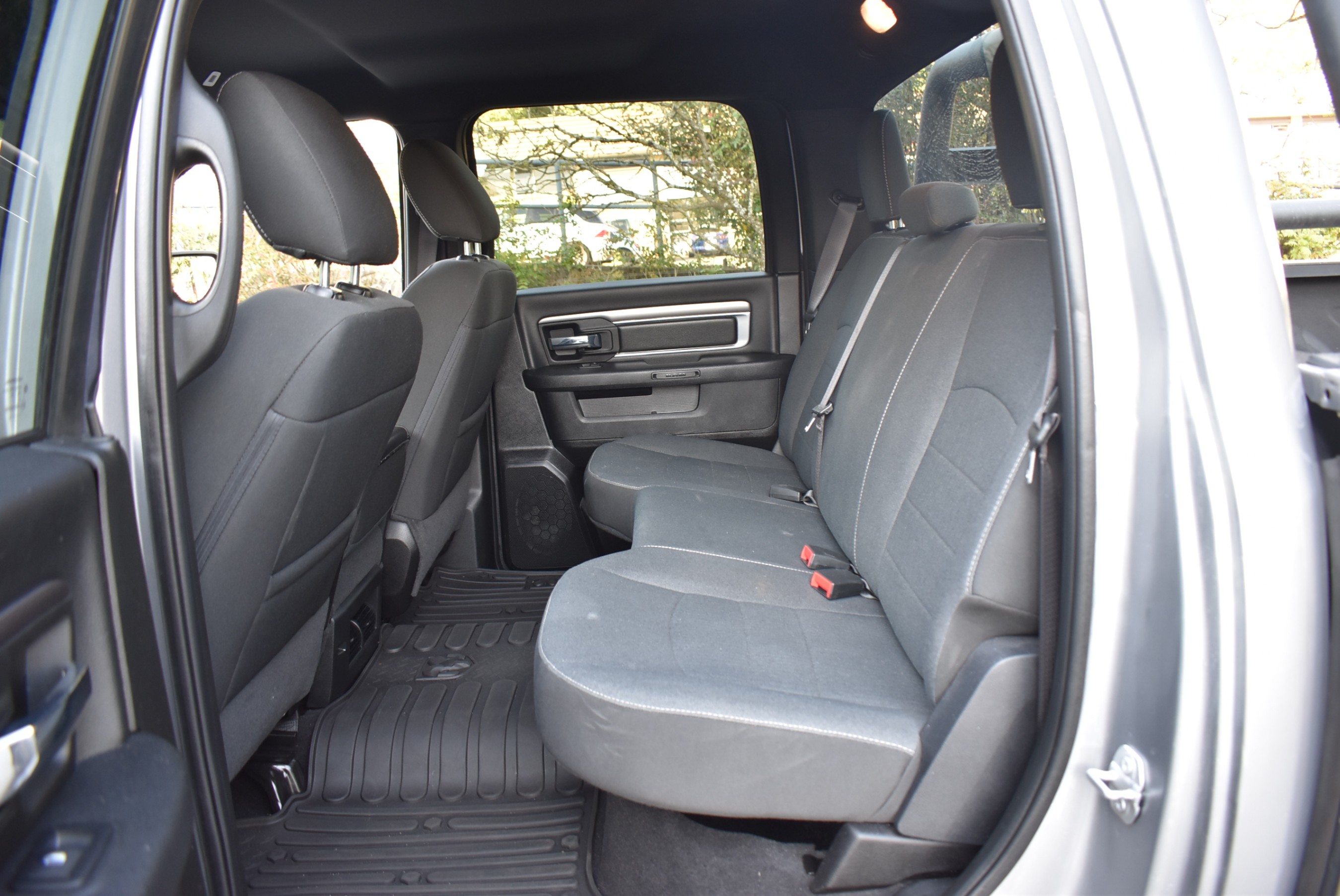 /driveonautoscanadaltd/2022-Ram-1500Classic-742628682037882.jpg