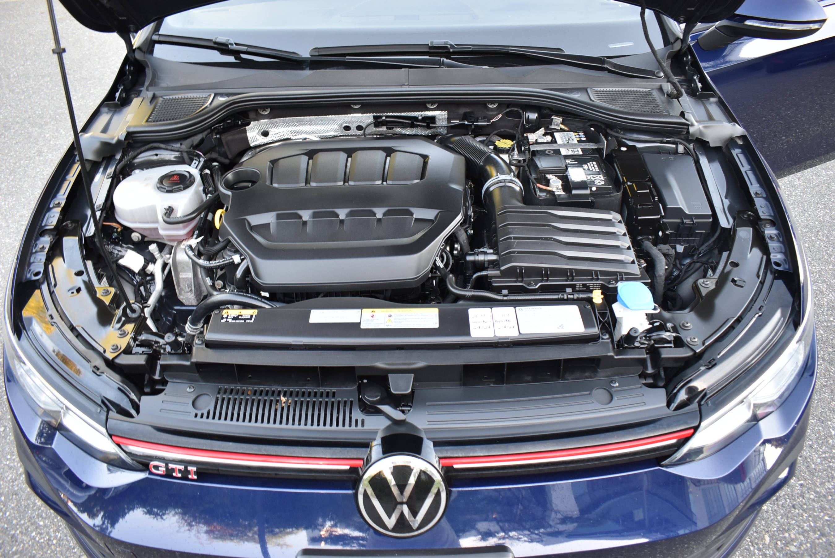 /driveonautoscanadaltd/2022-Volkswagen-GolfGTI-398549454744737.jpg