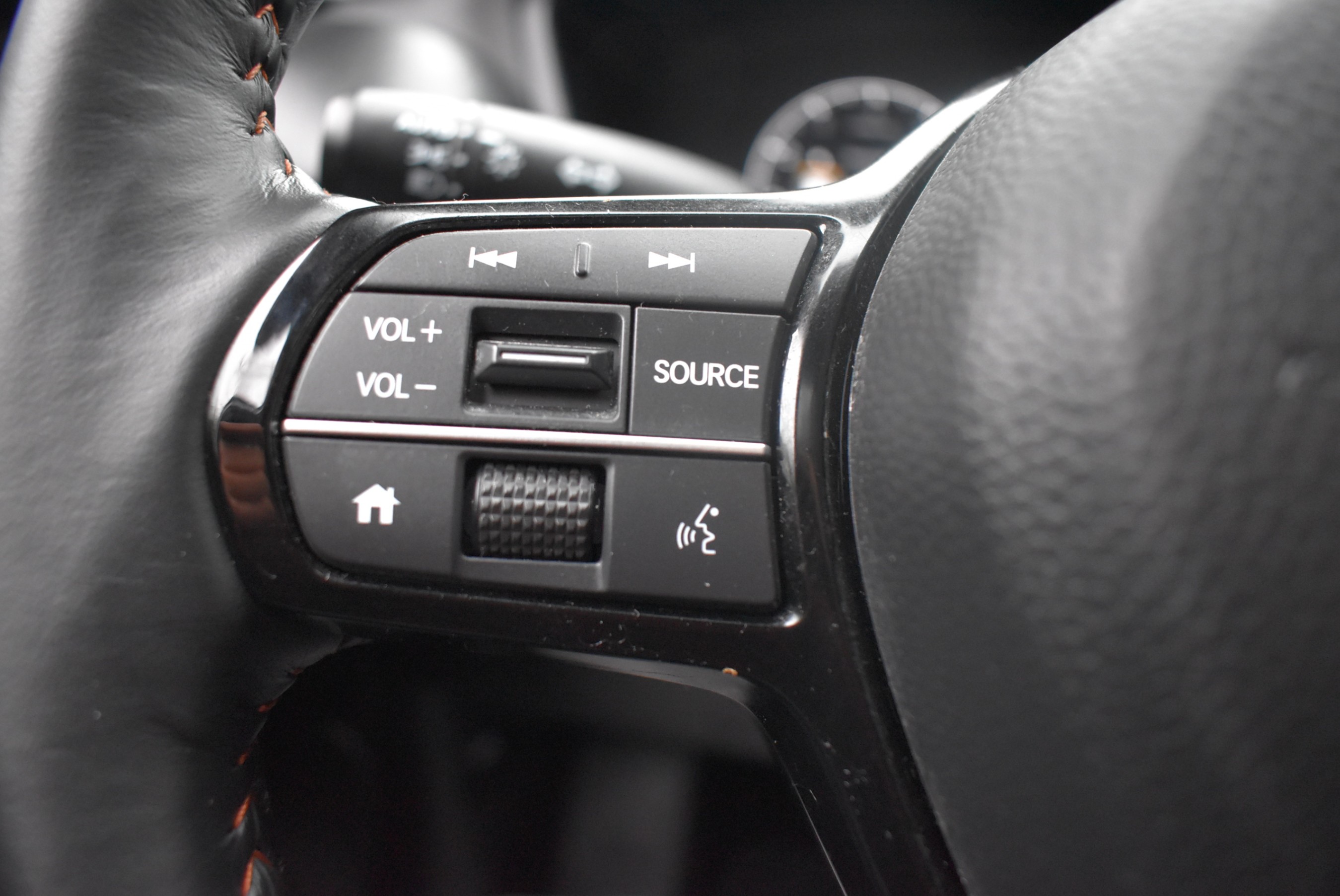 /driveonautoscanadaltd/2023-Honda-HR-V-8399845025610588.jpg