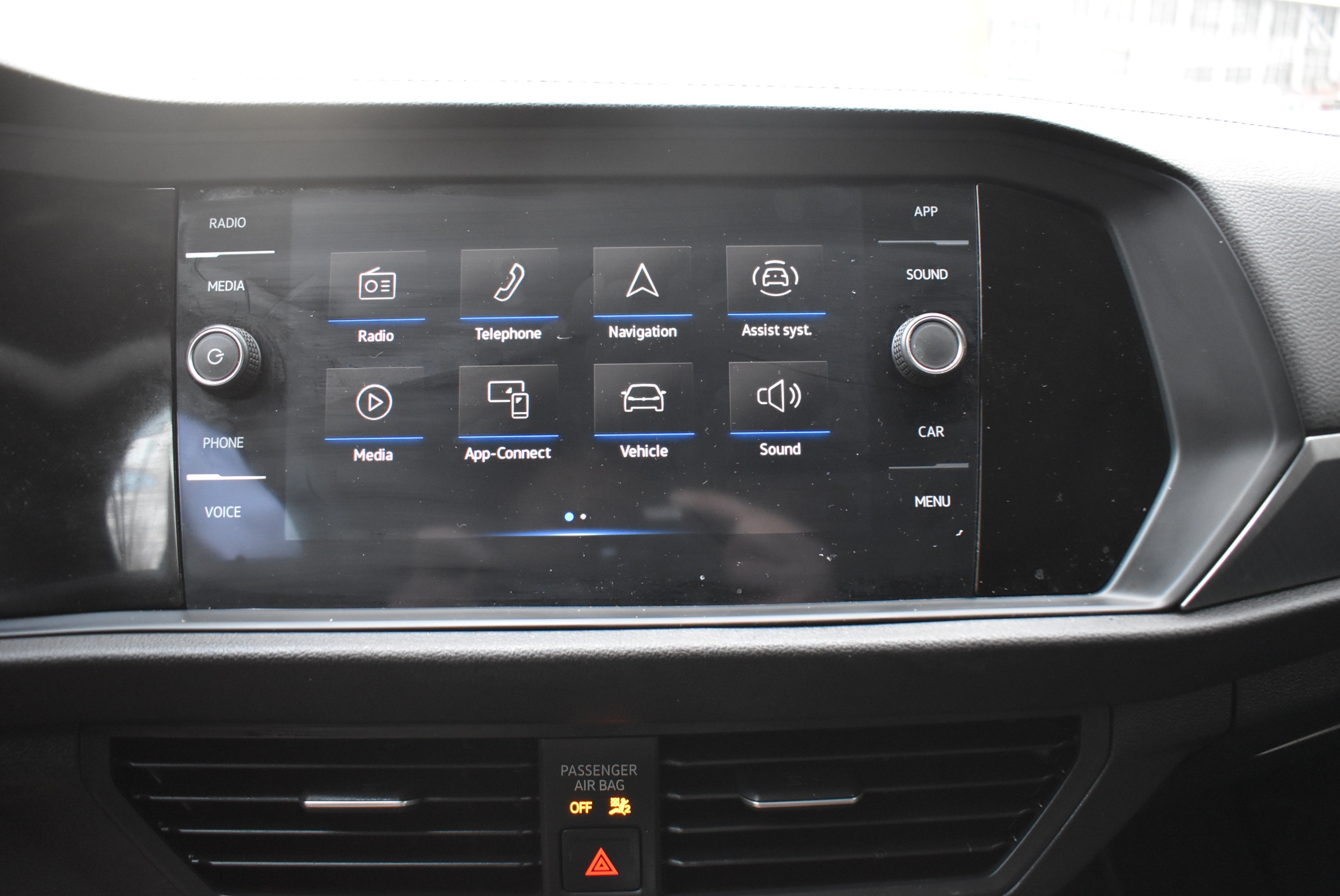 /driveonautoscanadaltd/2023-Volkswagen-Jetta-04780034191852445.jpg