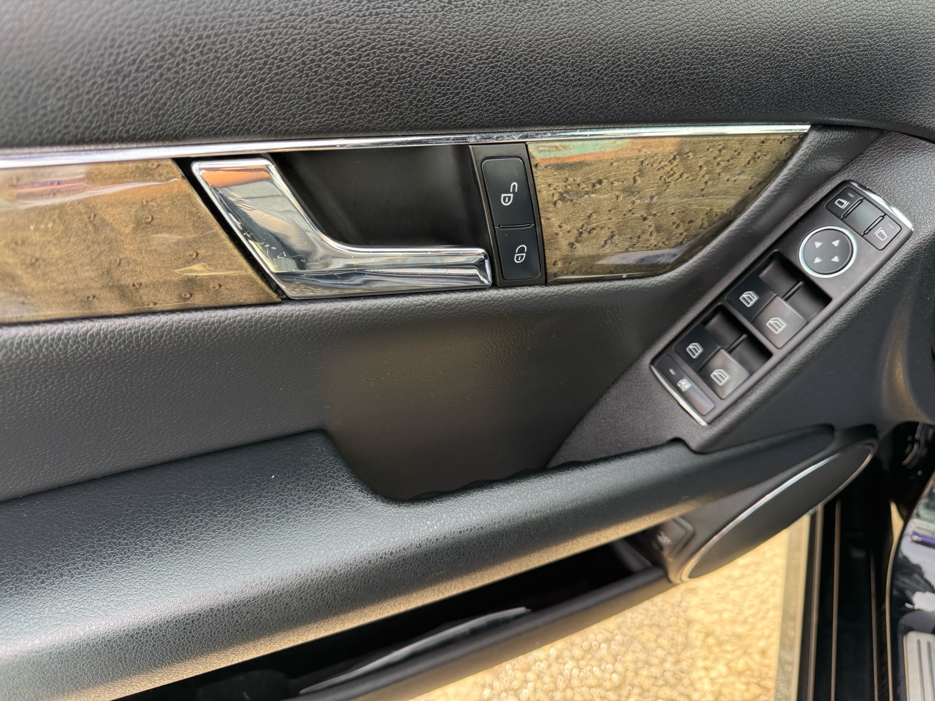 /elitenovaautoinc/2010-Mercedes-Benz-C-Class-34374635967940304.jpg