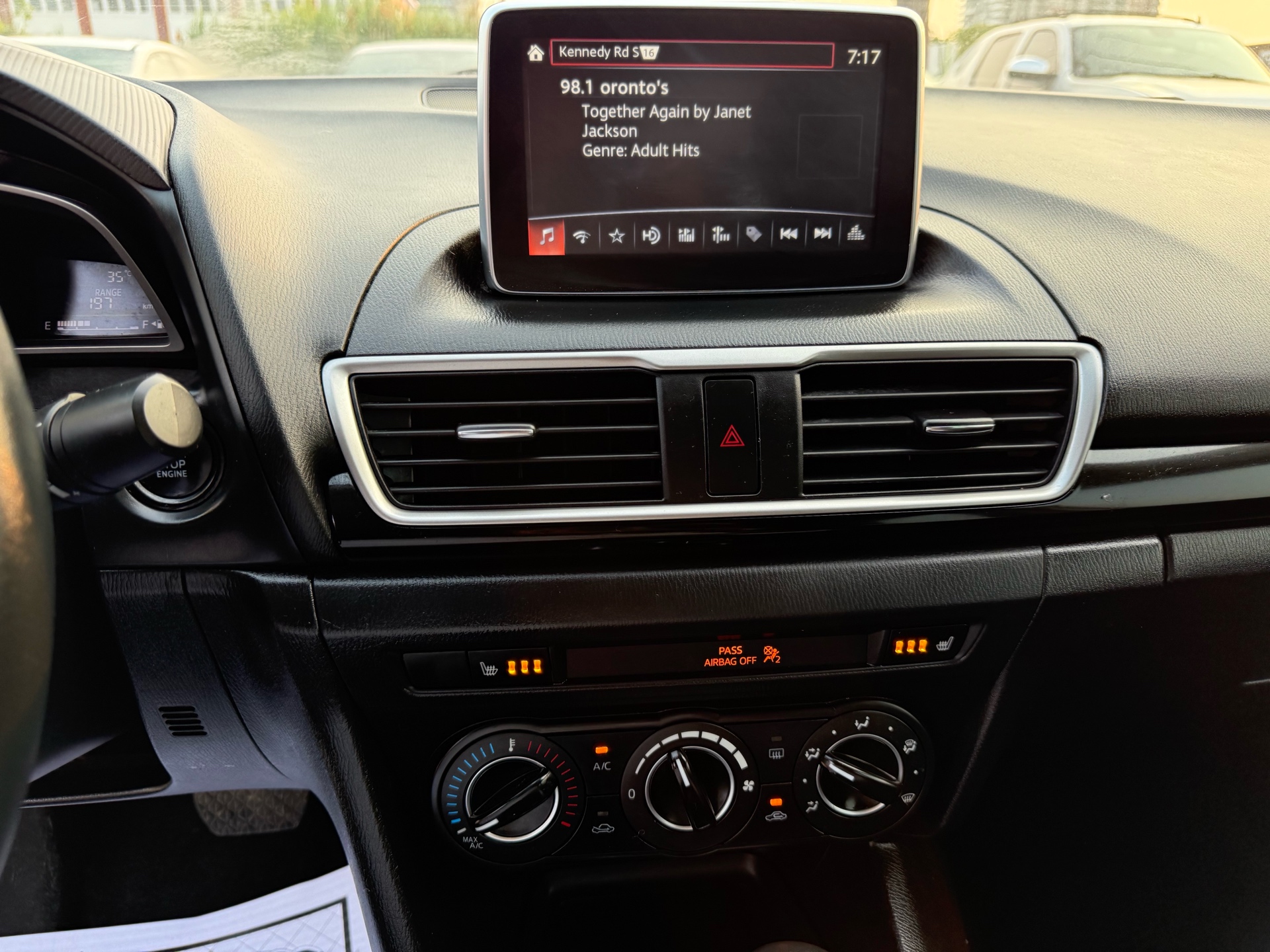 /elitenovaautoinc/2016-Mazda-Mazda3-21705903756642186.jpg
