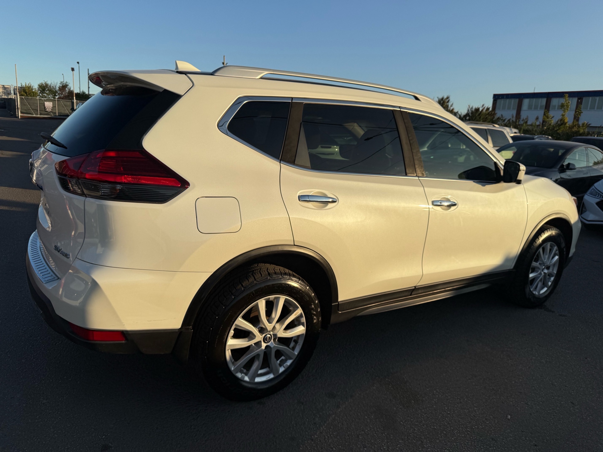 /elitenovaautoinc/2017-Nissan-Rogue-20546475040390466.jpg