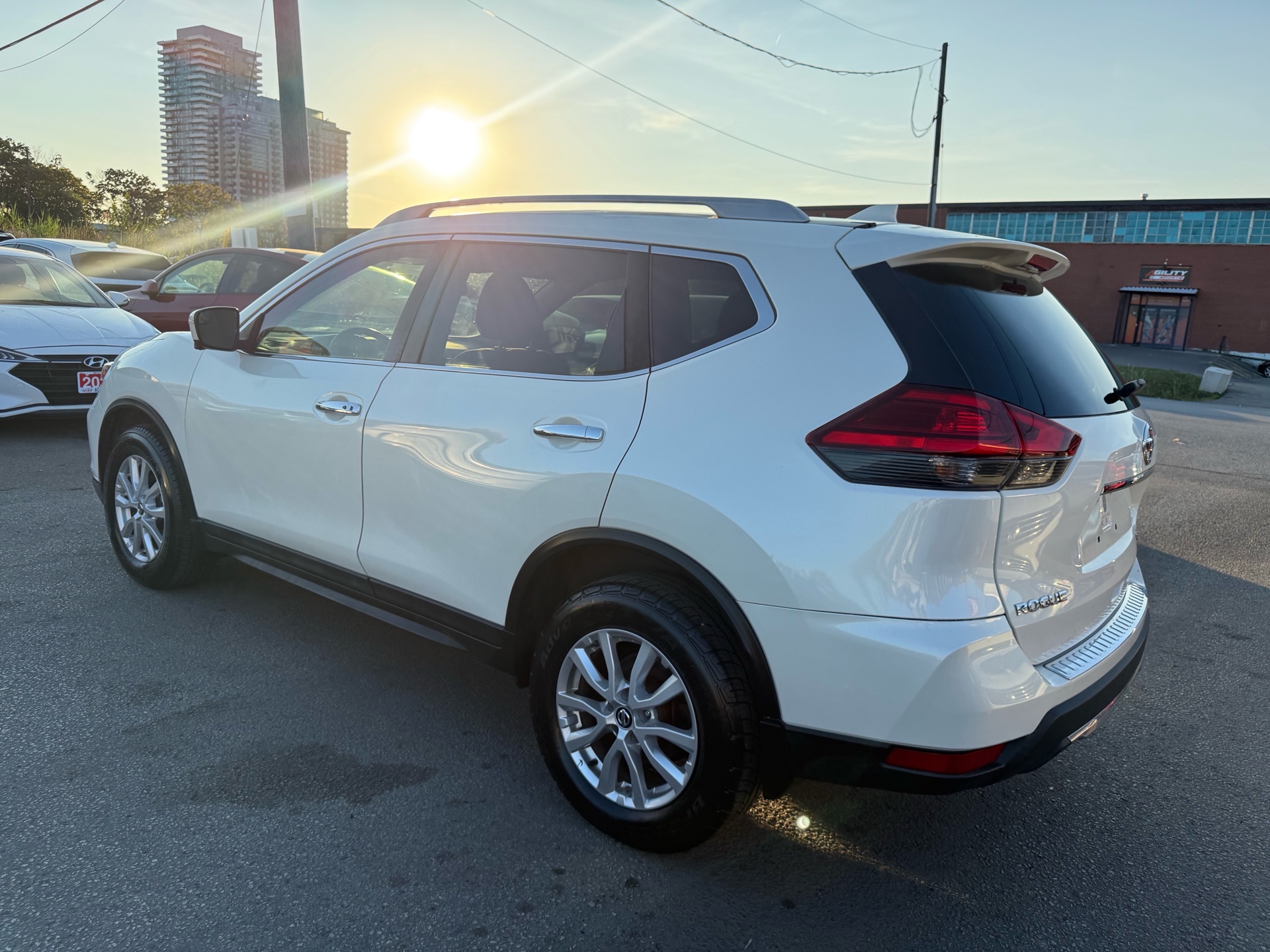 /elitenovaautoinc/2017-Nissan-Rogue-7077356917676241.jpg