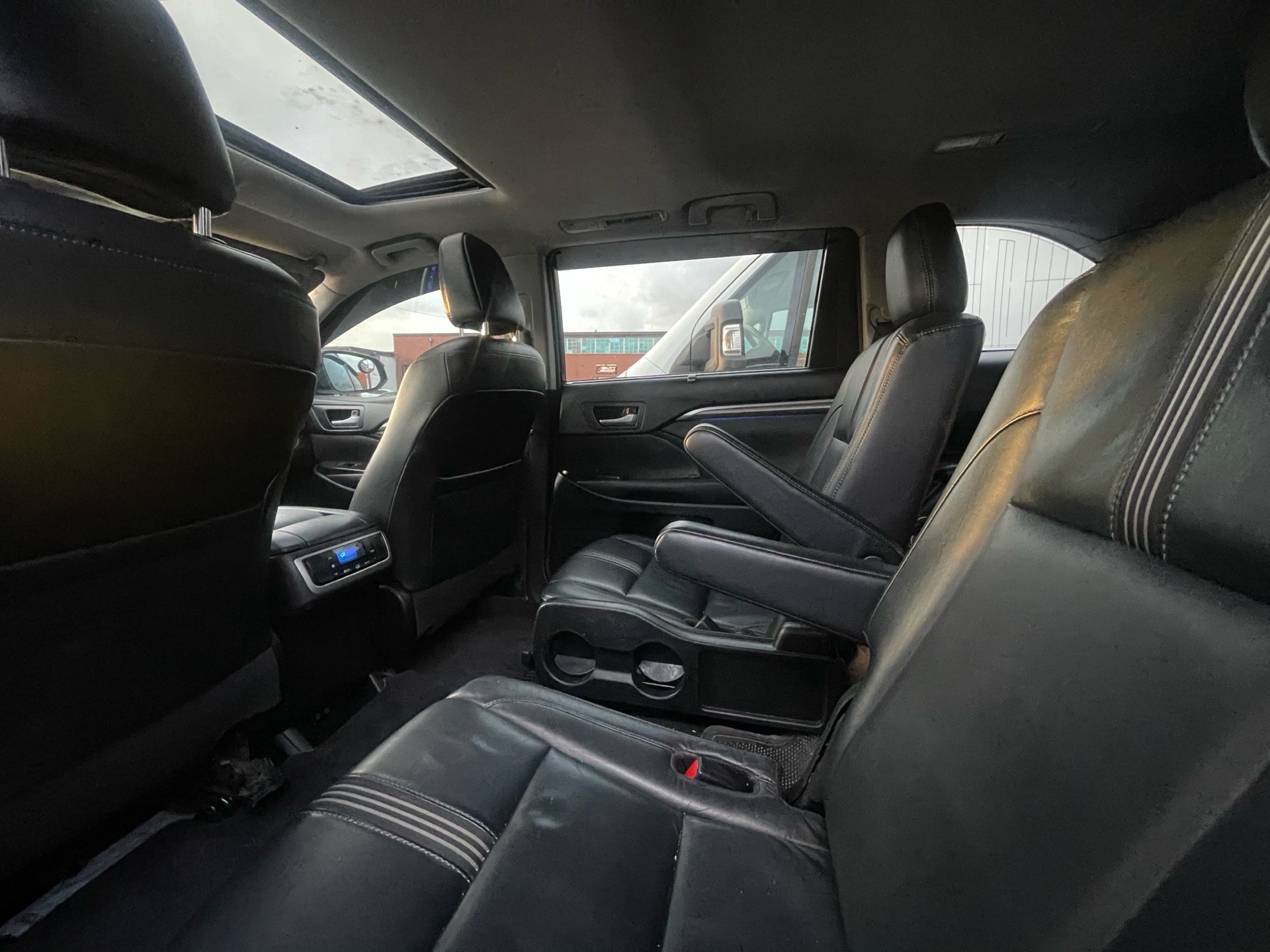 /elitenovaautoinc/2017-Toyota-Highlander-6715495607234097.jpg