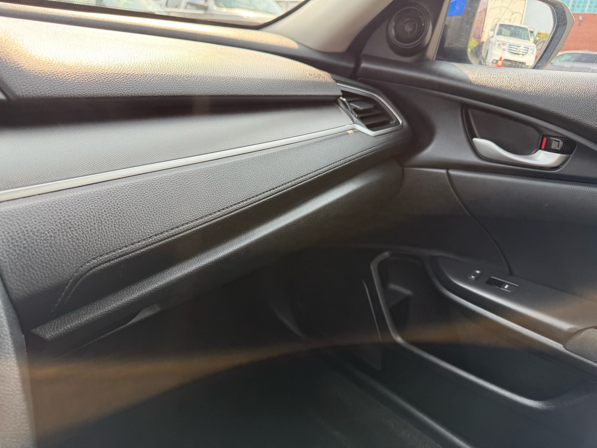 /elitenovaautoinc/2018-Honda-Civic-917245598347173.jpg