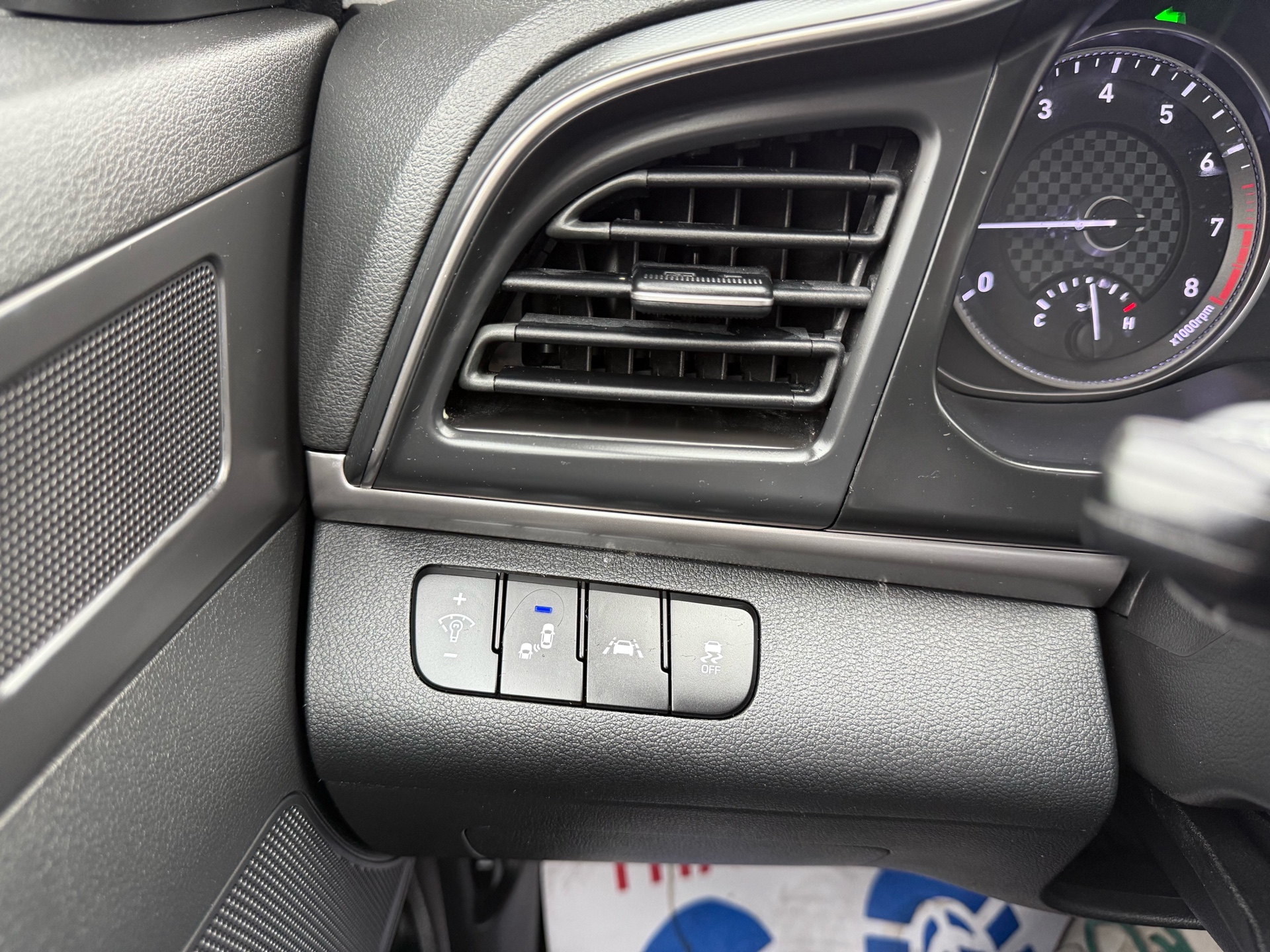 /elitenovaautoinc/2020-Hyundai-Elantra-5647705728621932.jpg