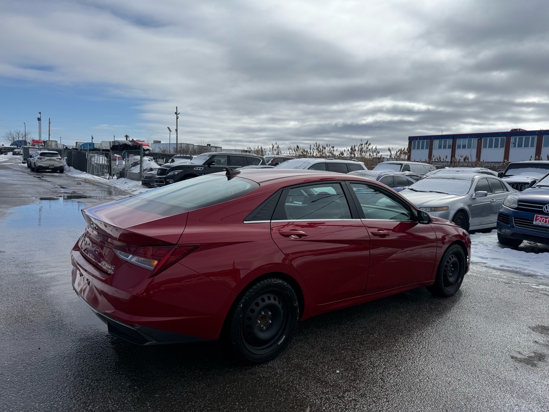 /elitenovaautoinc/2023-Hyundai-Elantra-8440817937260381.jpg