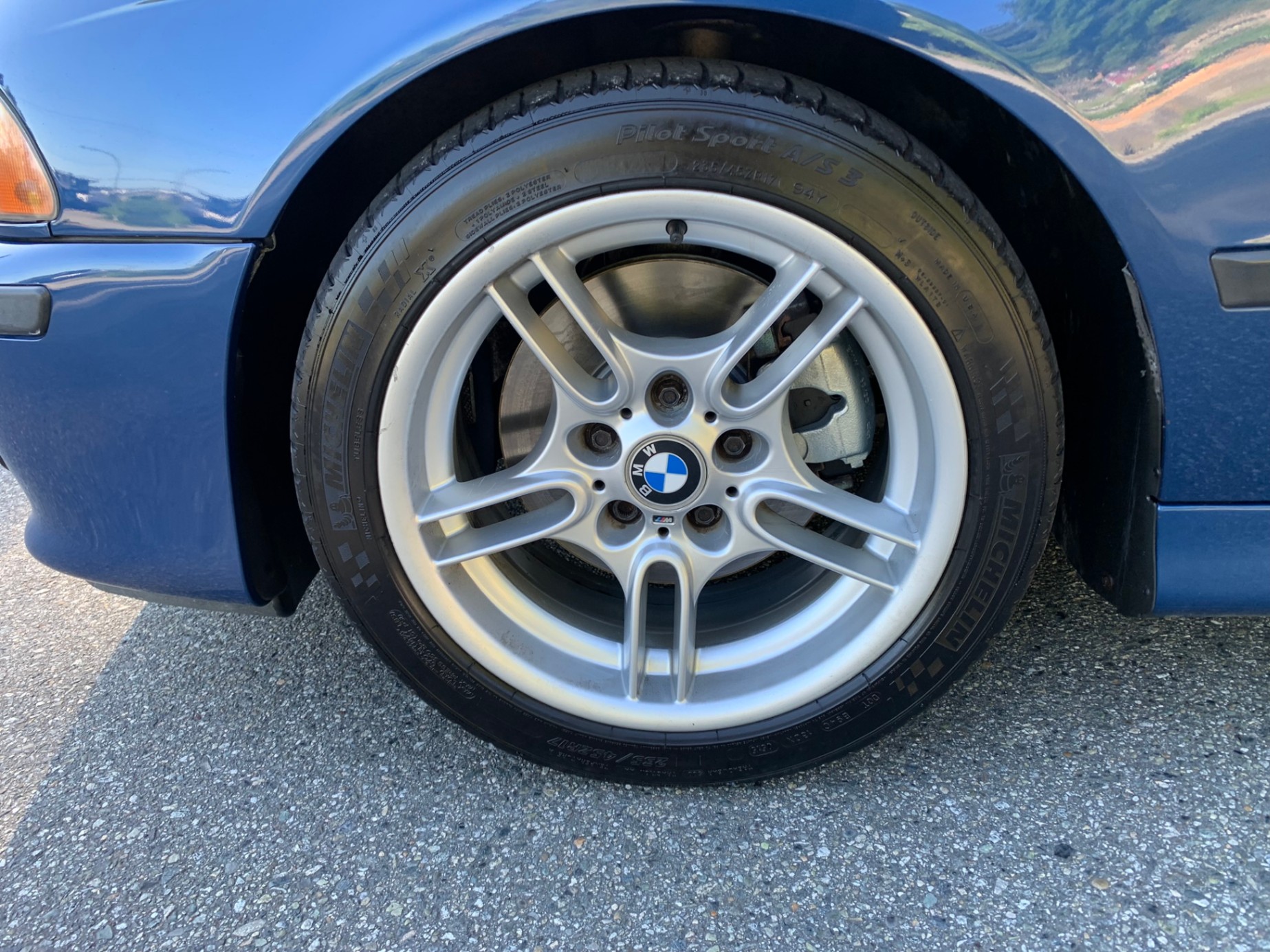 /enixmotorsportltd/2002-BMW-5Series-0038092986612292545.jpg
