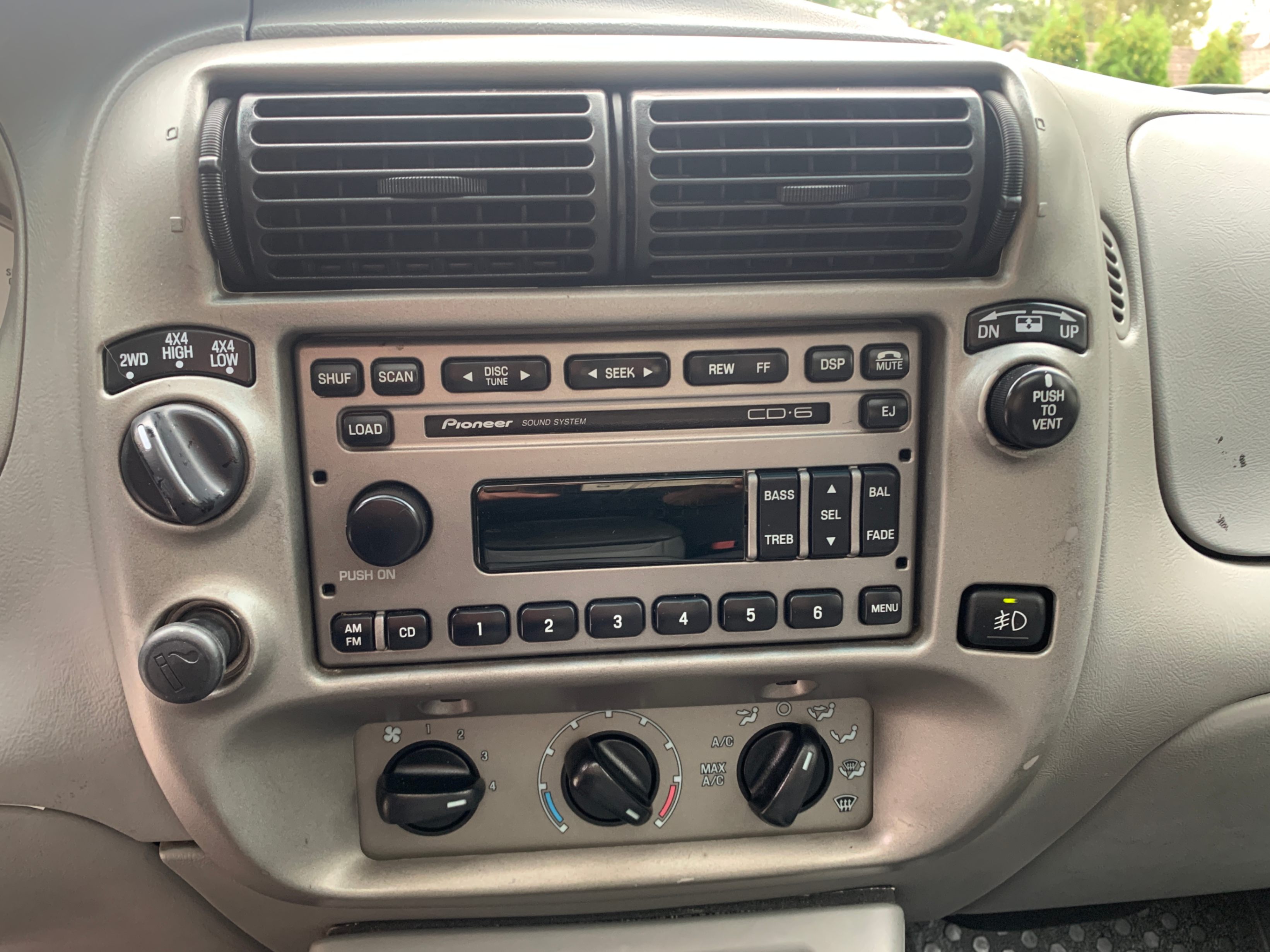 /enixmotorsportltd/2003-Ford-ExplorerSport-08956418872641447.jpg
