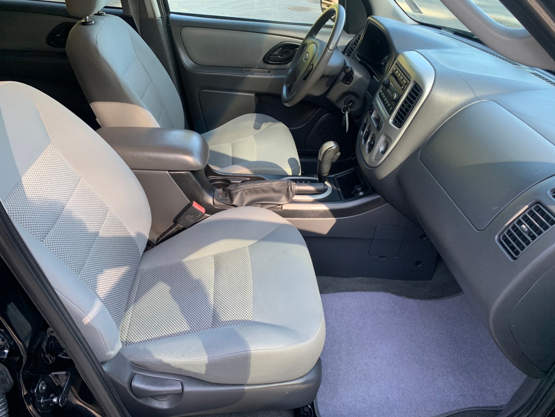 /enixmotorsportltd/2006-Ford-Escape-1395915121622029.jpg